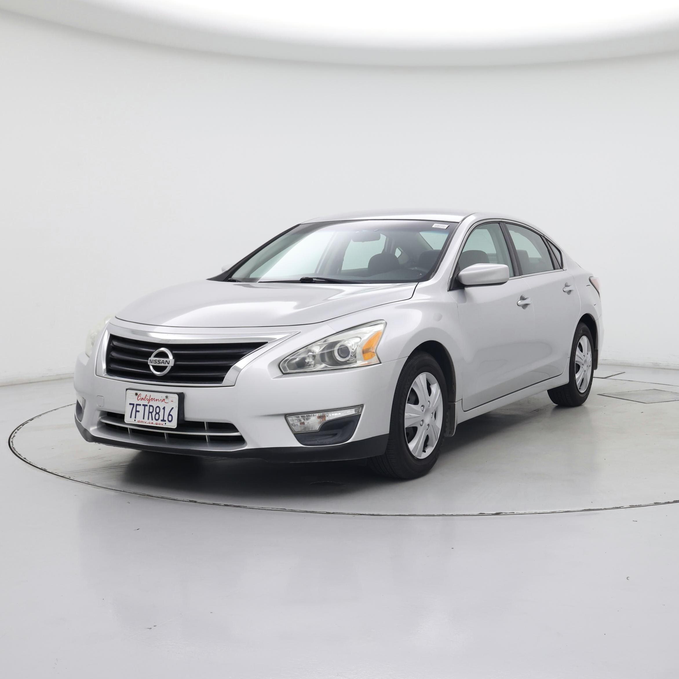 Thumbnail: 2014 Nissan Altima - 4