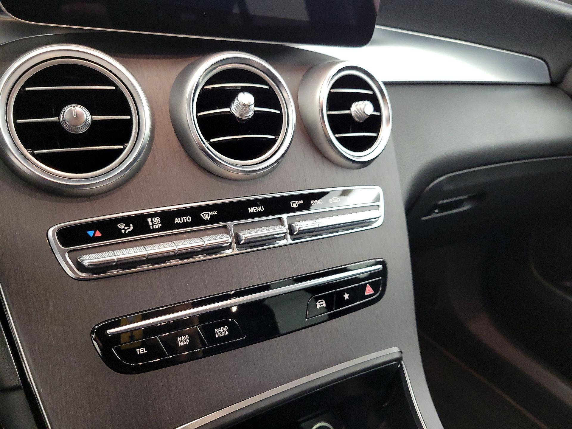 Thumbnail: 2020 Mercedes-Benz GLC - 16