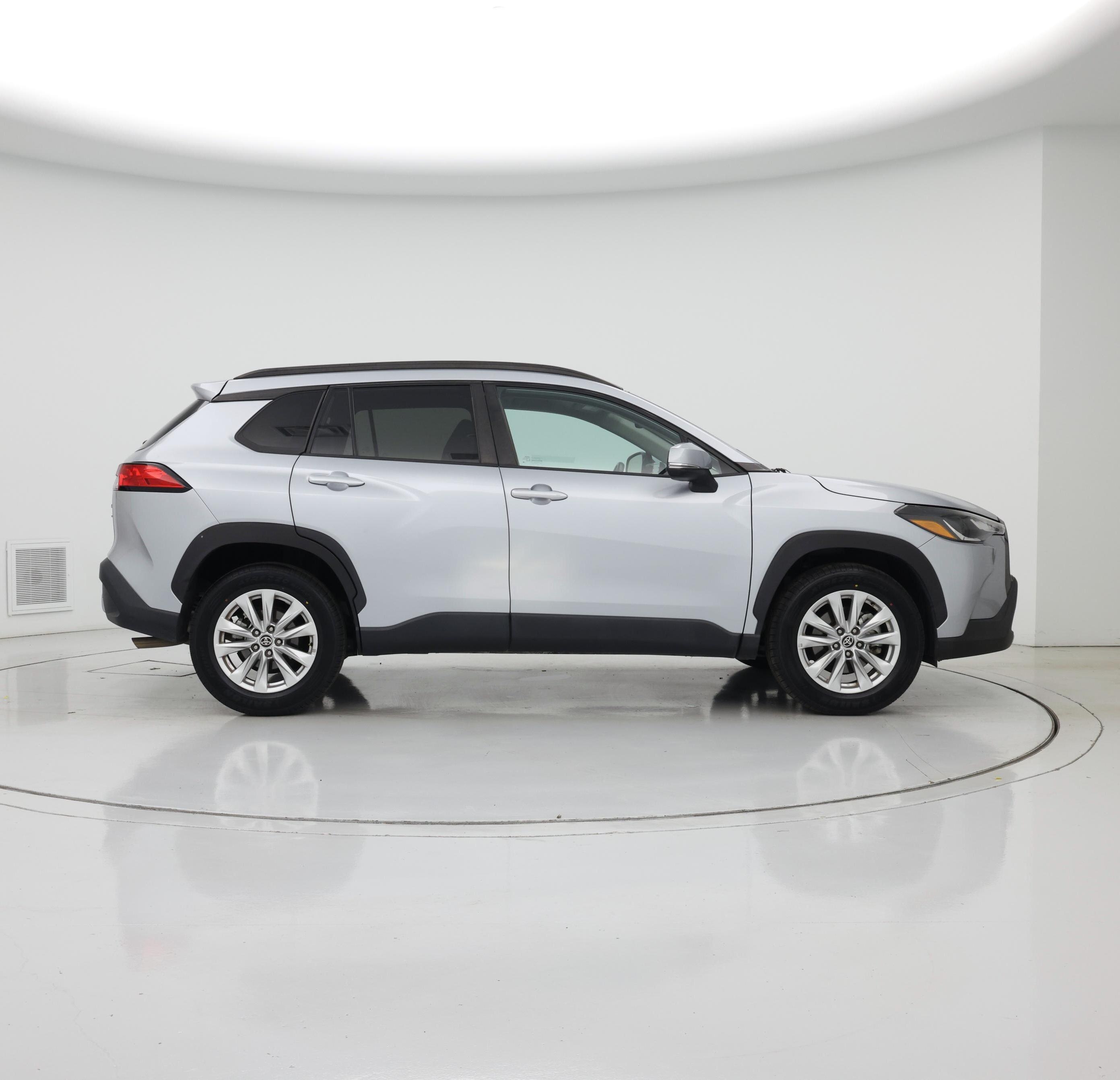 Thumbnail: 2022 Toyota Corolla Cross - 7