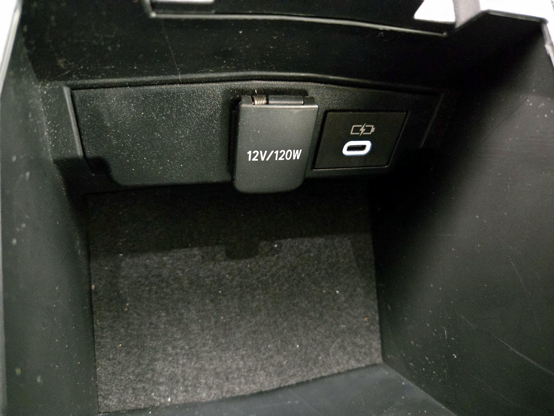 Thumbnail: 2024 Toyota Corolla - 18