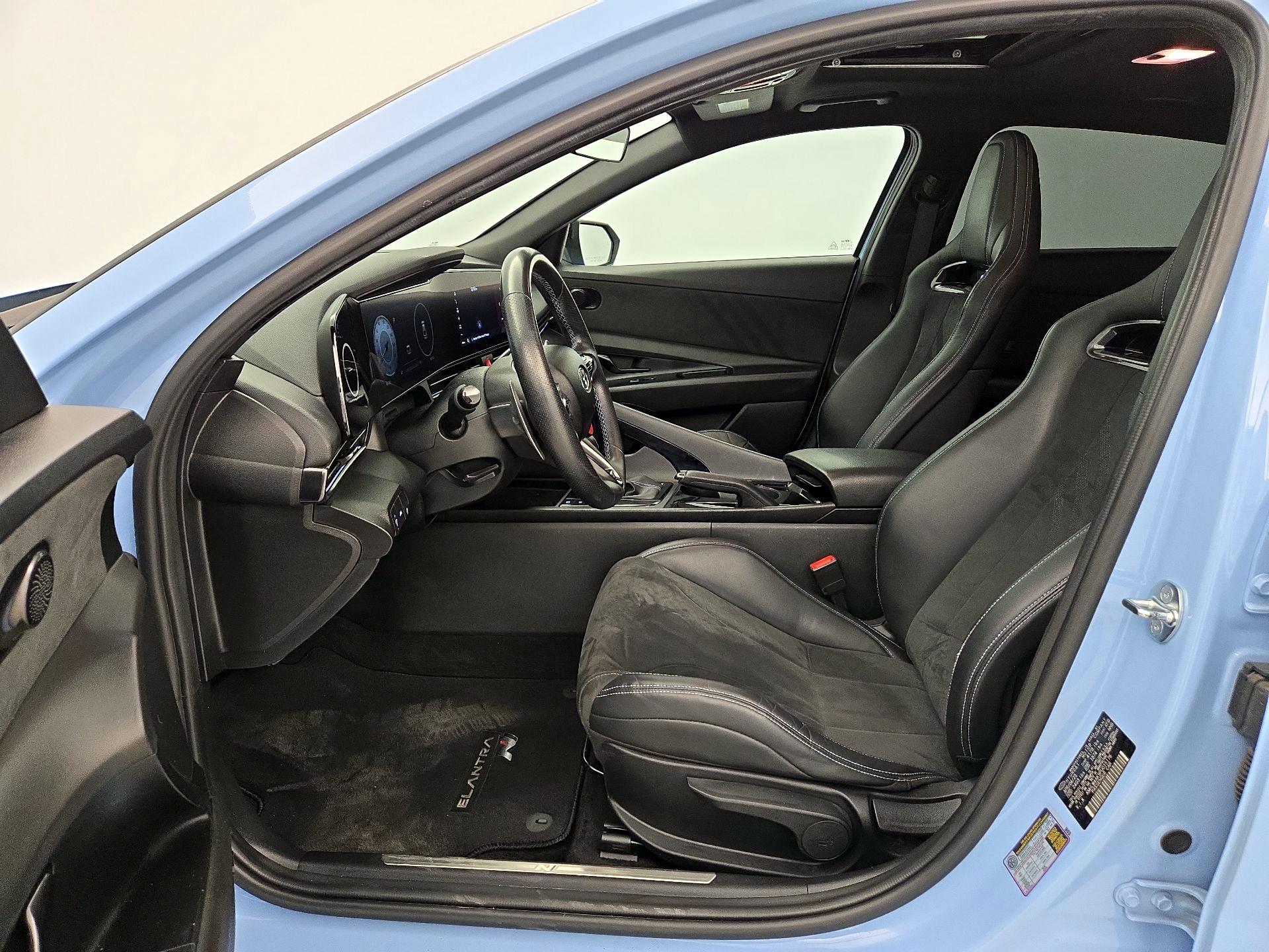 Thumbnail: 2023 Hyundai Elantra - 11