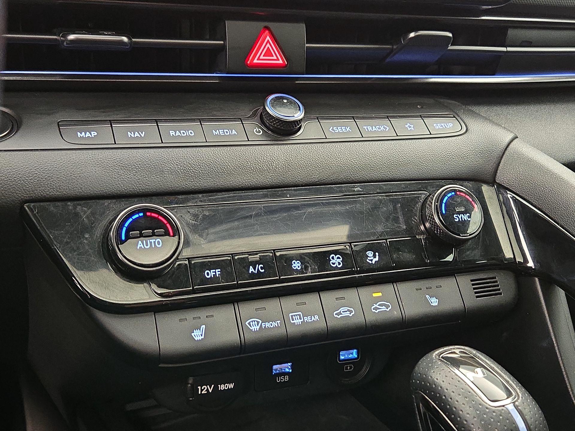 Thumbnail: 2023 Hyundai Elantra - 17