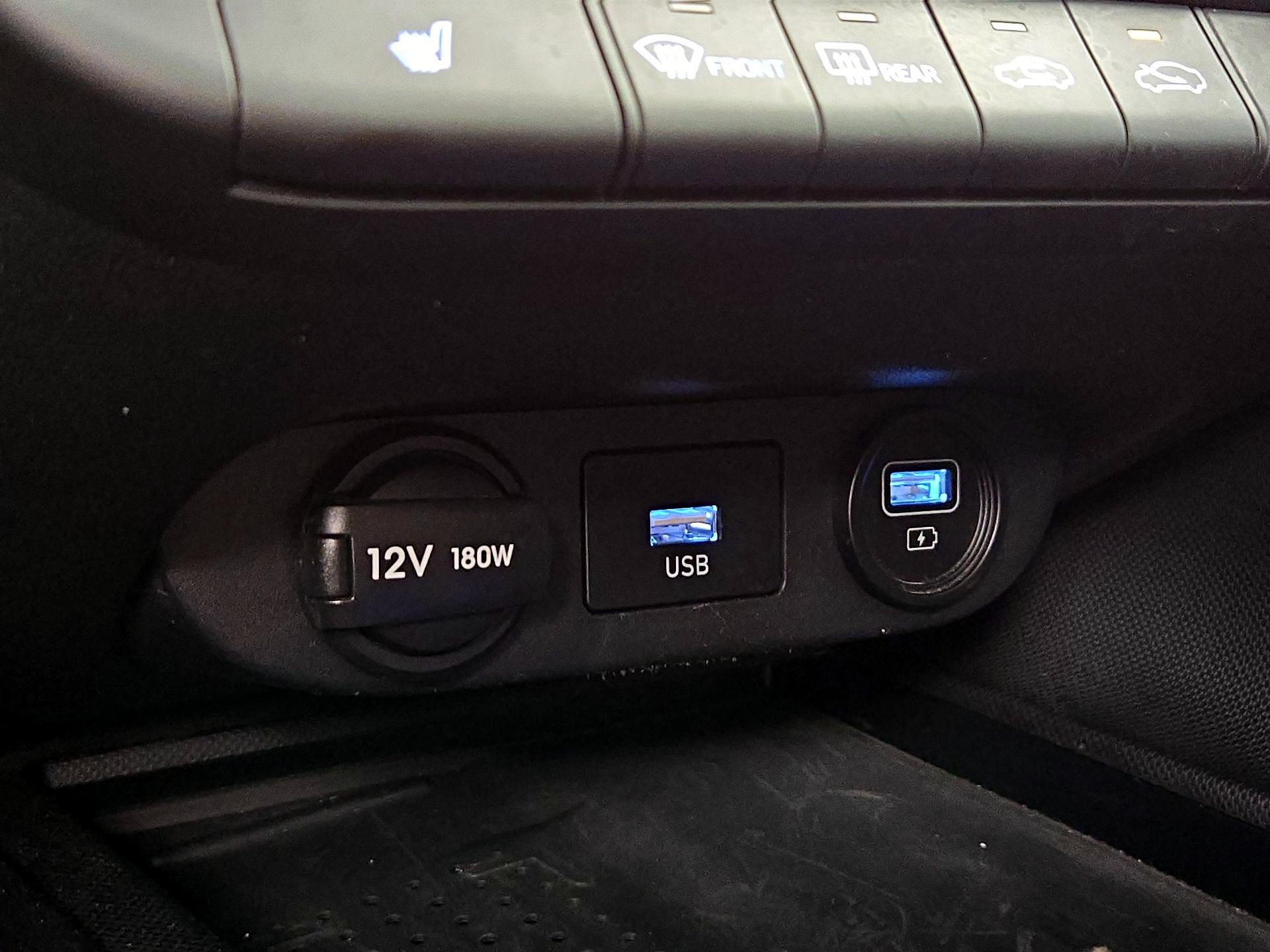 Thumbnail: 2023 Hyundai Elantra - 19