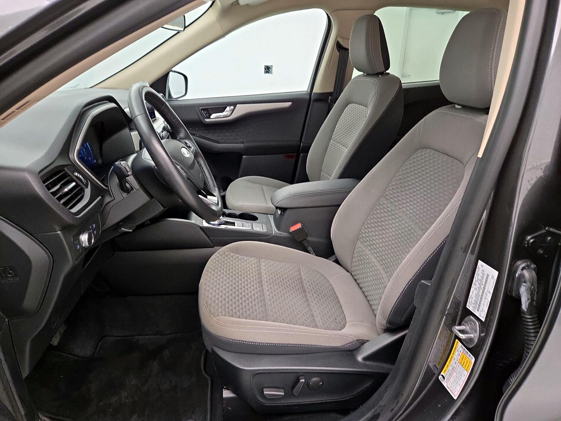 Thumbnail: 2020 Ford Escape - 11