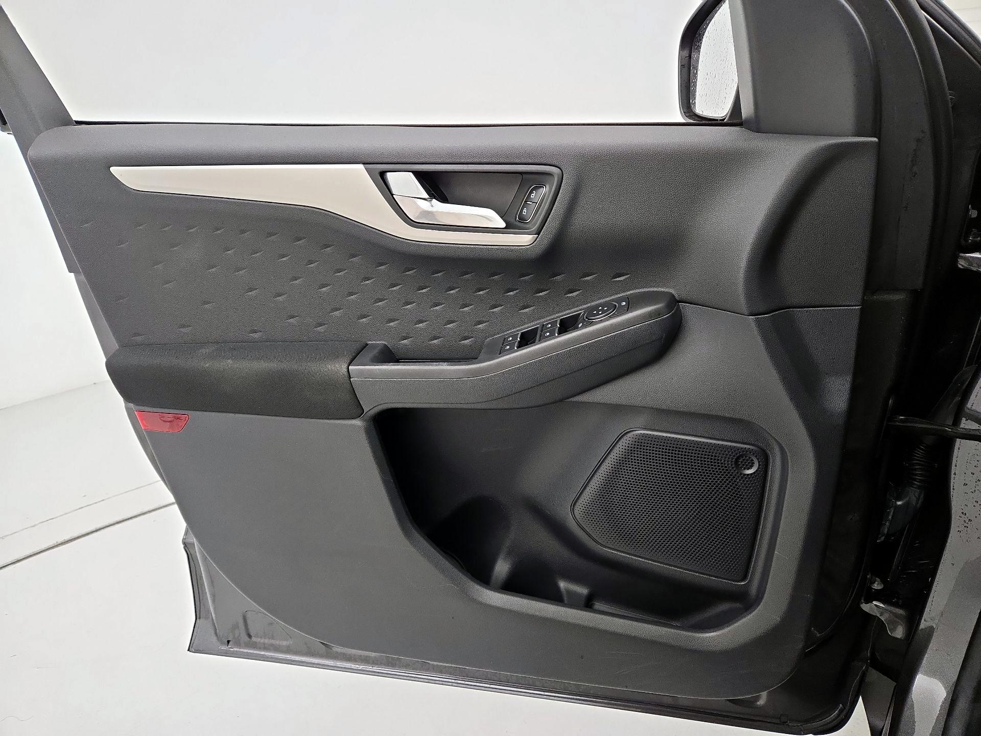 Thumbnail: 2020 Ford Escape - 12