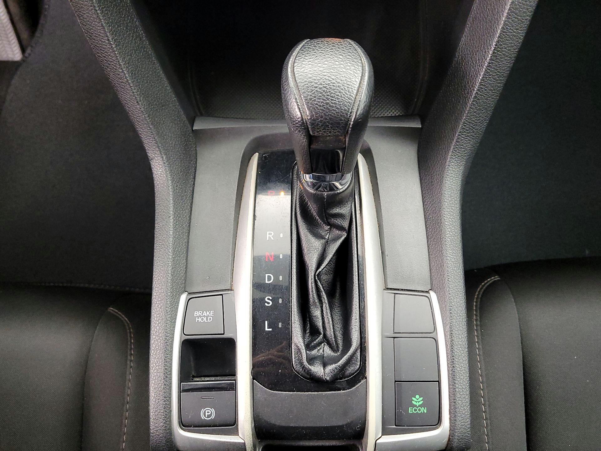 Thumbnail: 2020 Honda Civic - 17