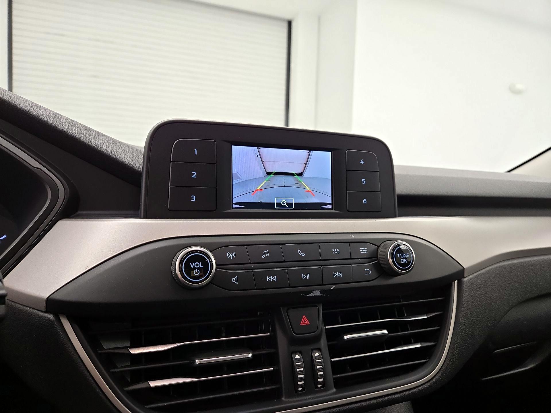 Thumbnail: 2022 Ford Escape - 14