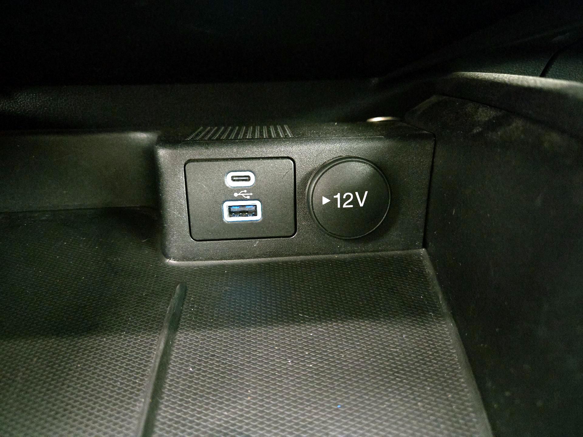 Thumbnail: 2022 Ford Escape - 18