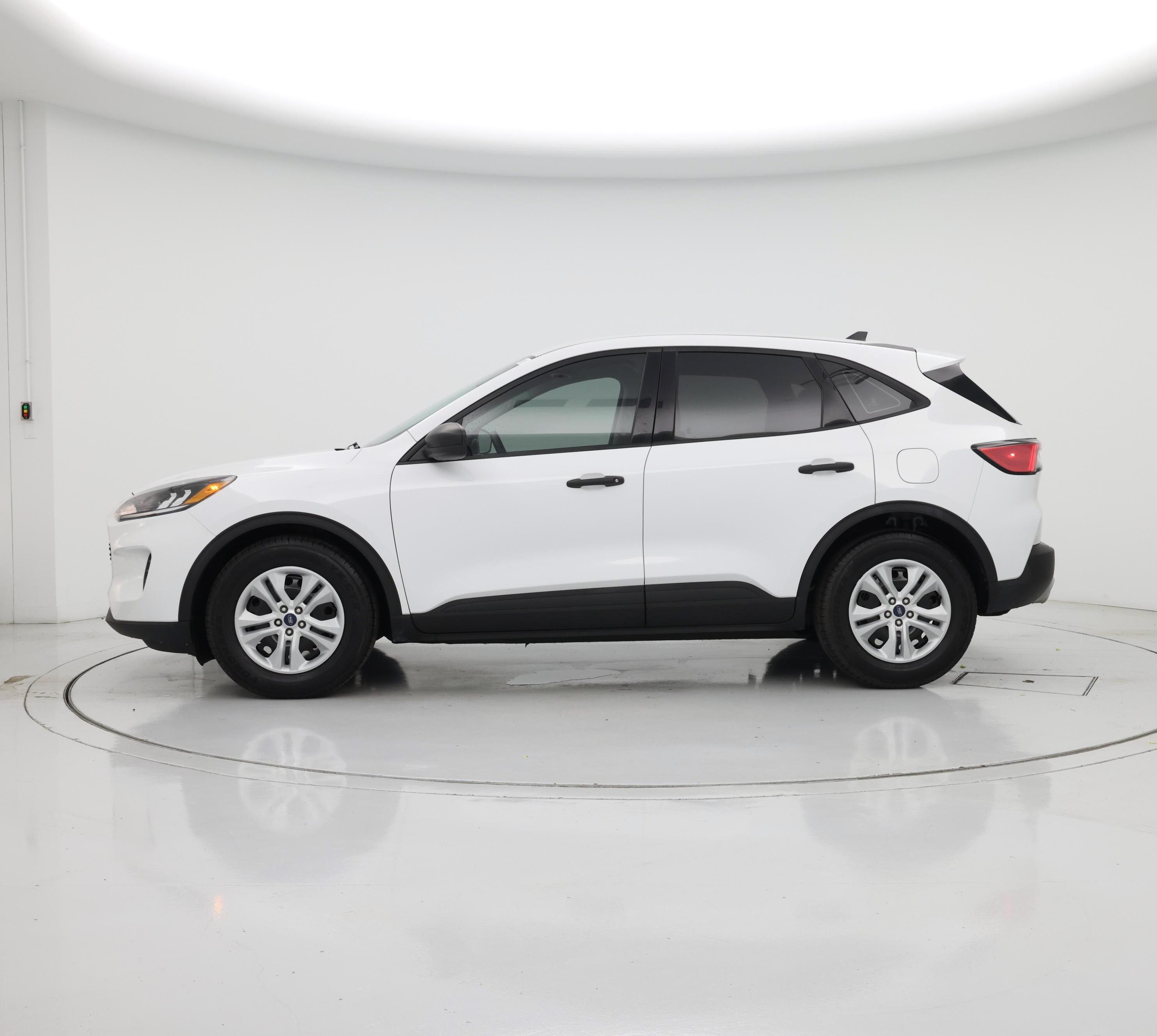 Thumbnail: 2022 Ford Escape - 3