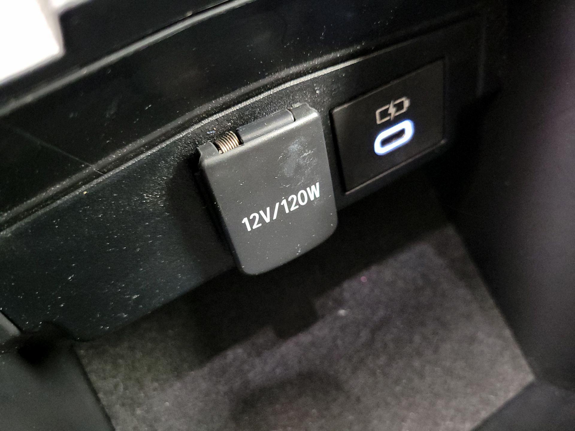 Thumbnail: 2024 Toyota Corolla - 18