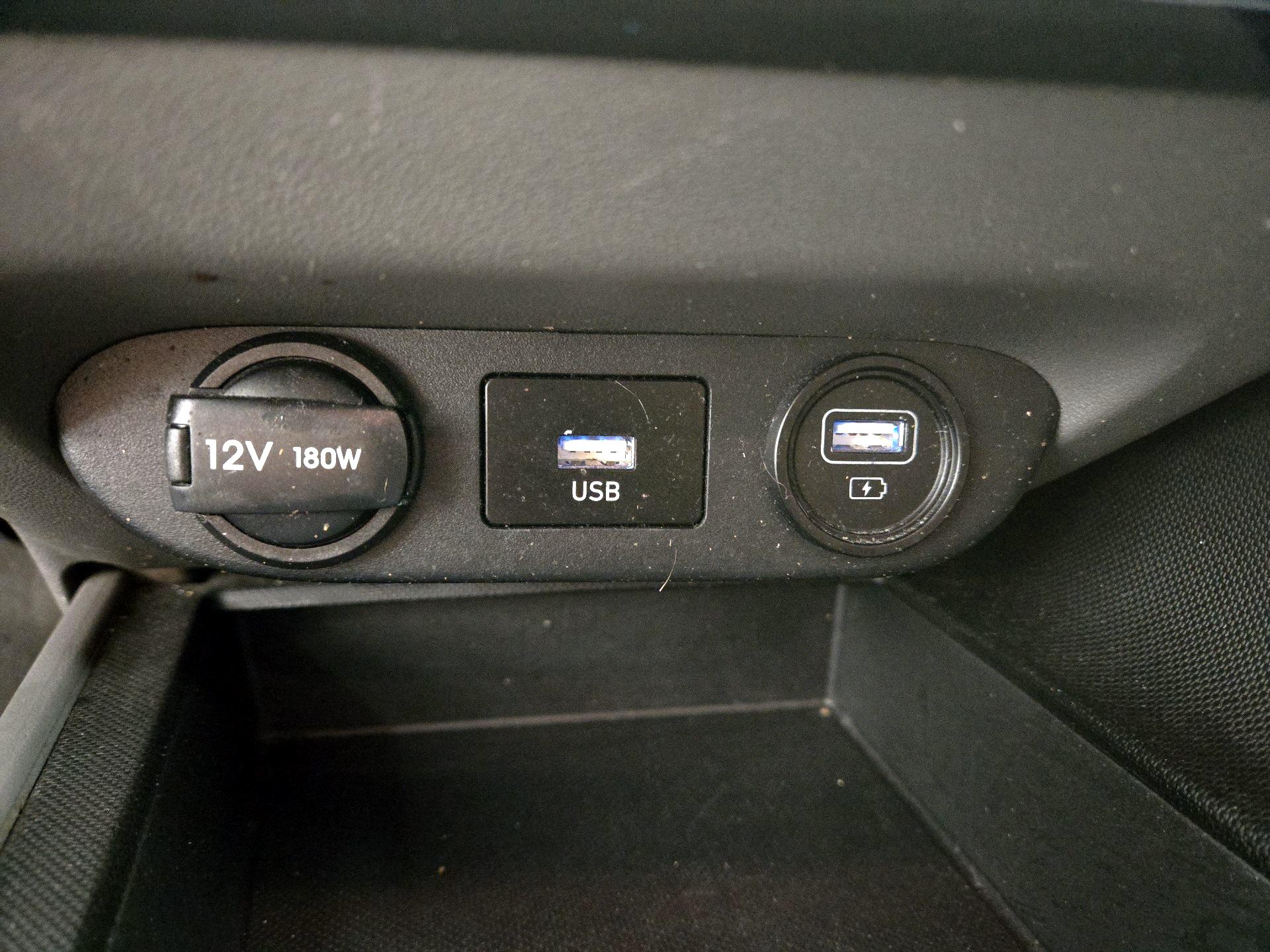 Thumbnail: 2023 Hyundai Elantra - 18