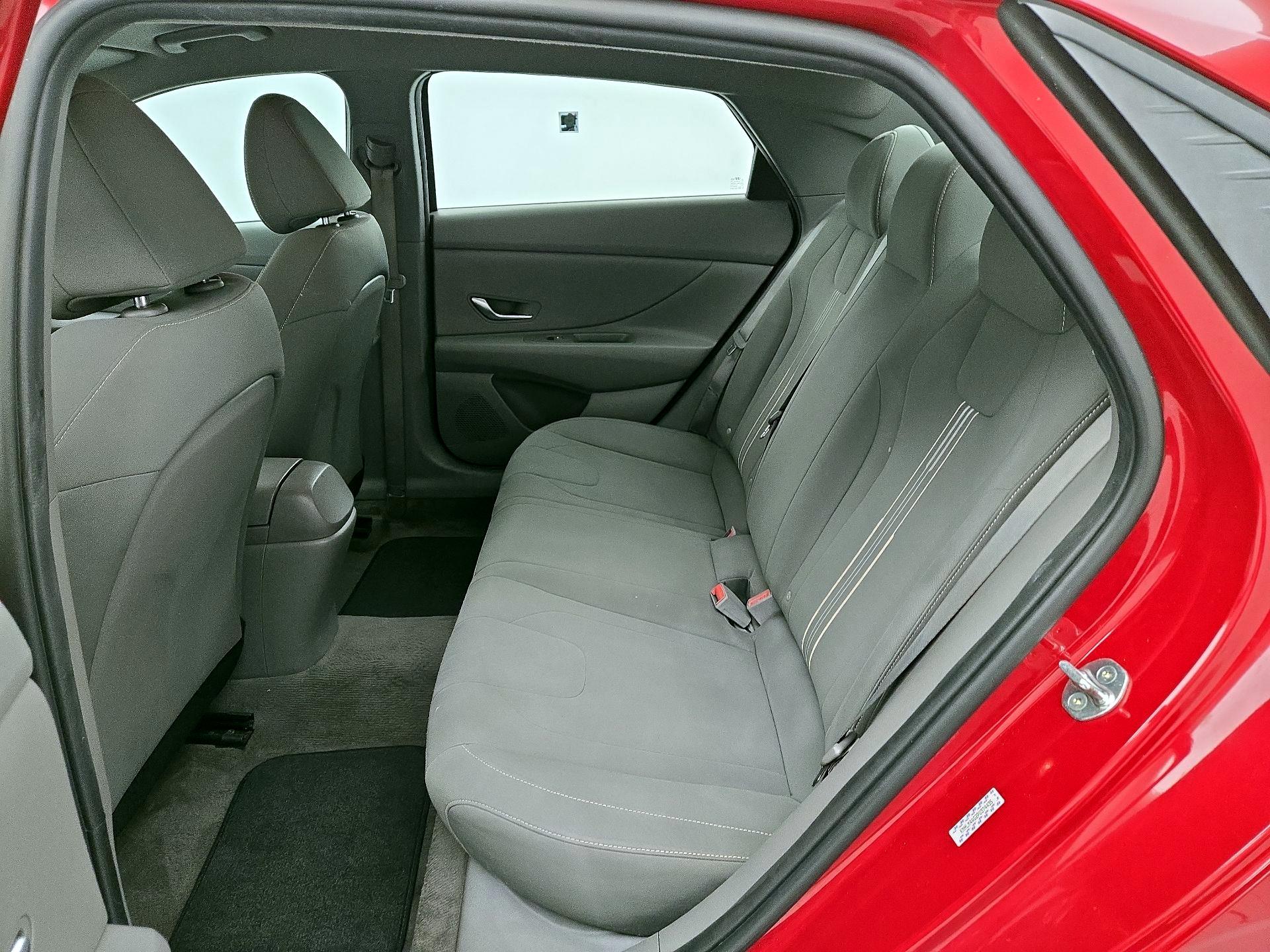 Thumbnail: 2023 Hyundai Elantra - 19