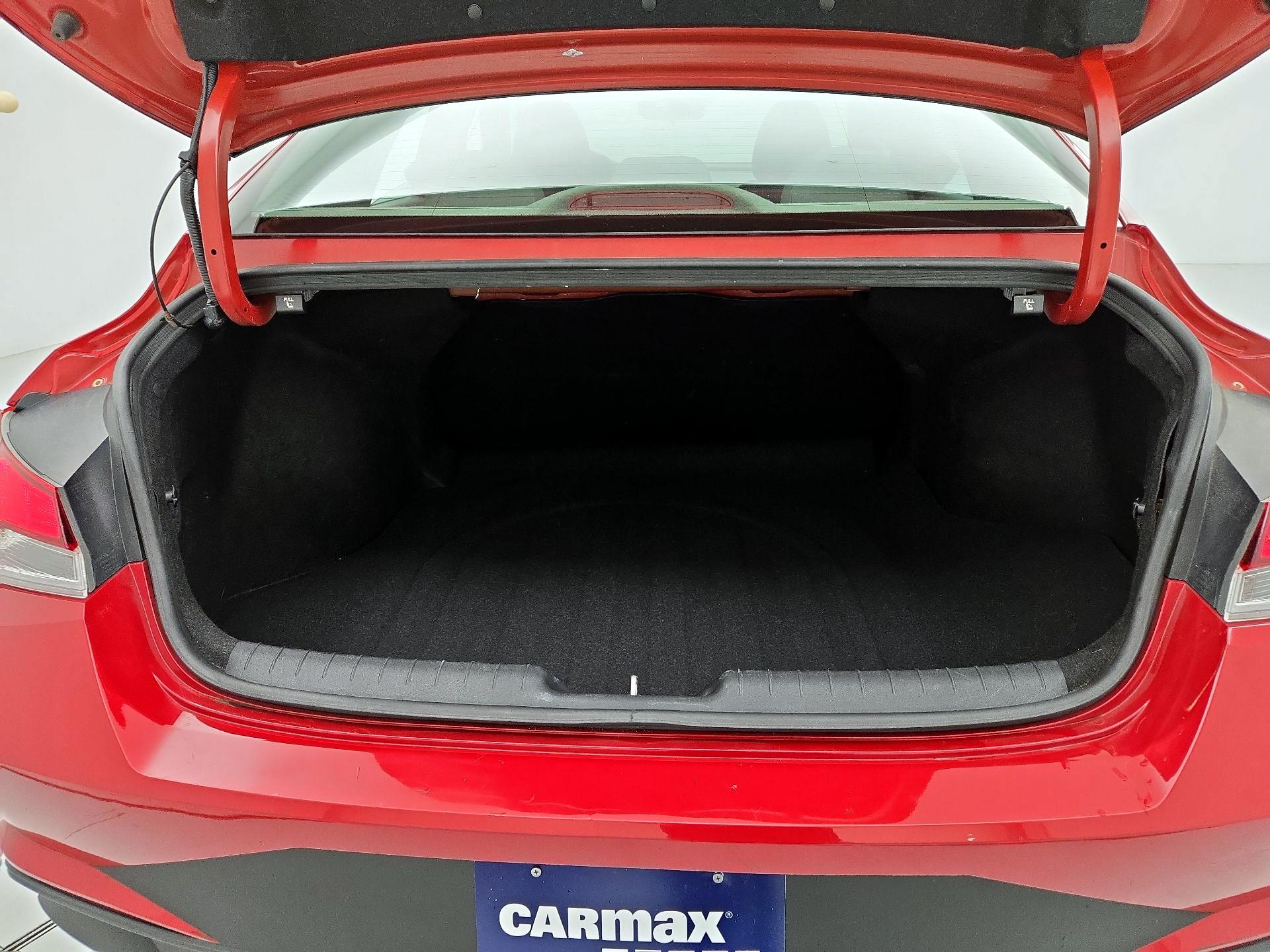 Thumbnail: 2023 Hyundai Elantra - 20