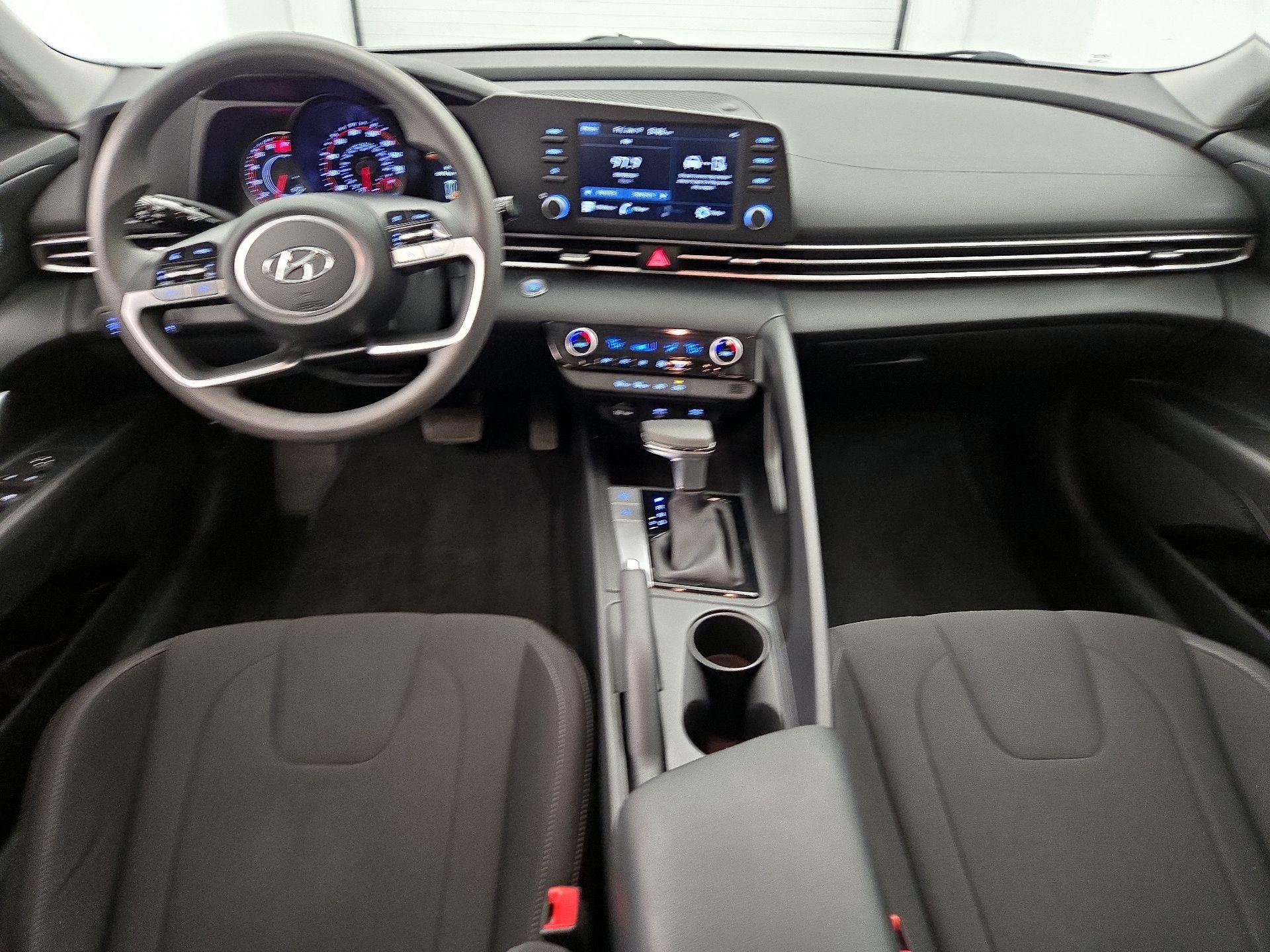 Thumbnail: 2023 Hyundai Elantra - 9