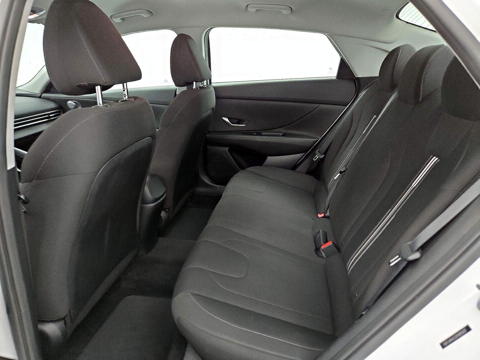 Thumbnail: 2023 Hyundai Elantra - 19