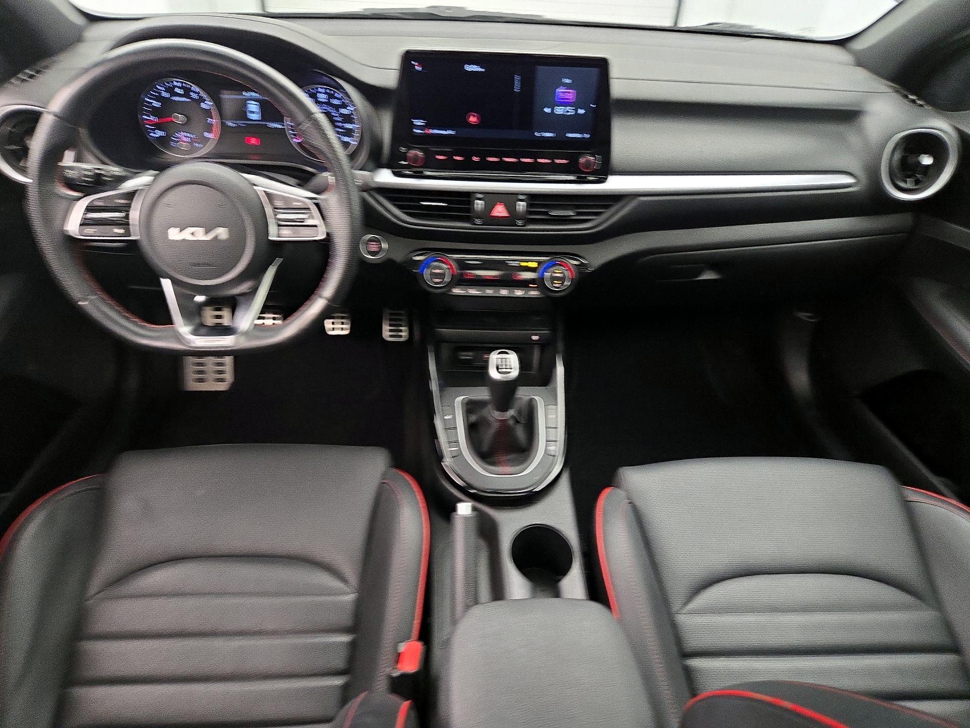 Thumbnail: 2022 Kia Forte - 9