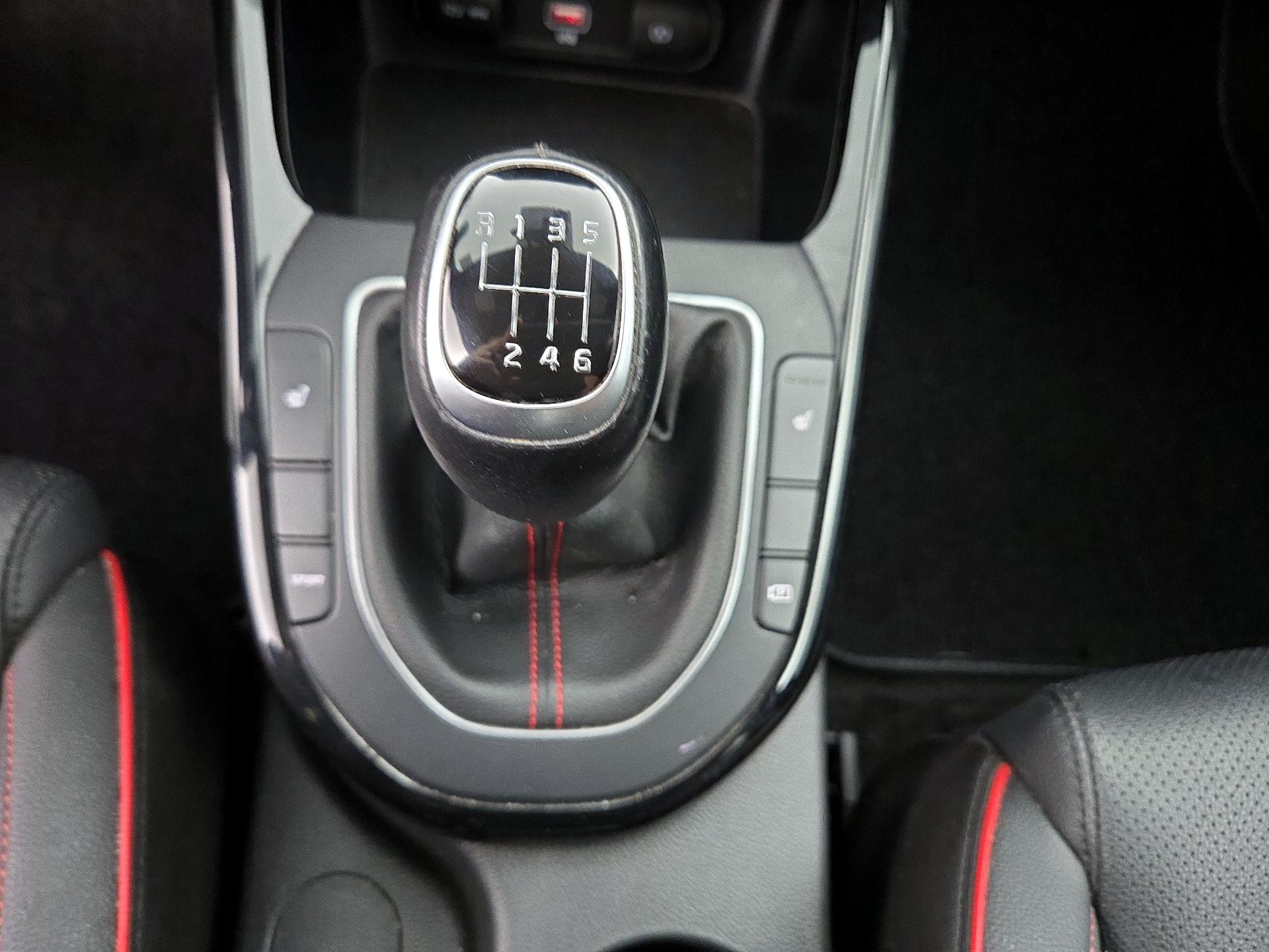 Thumbnail: 2022 Kia Forte - 18