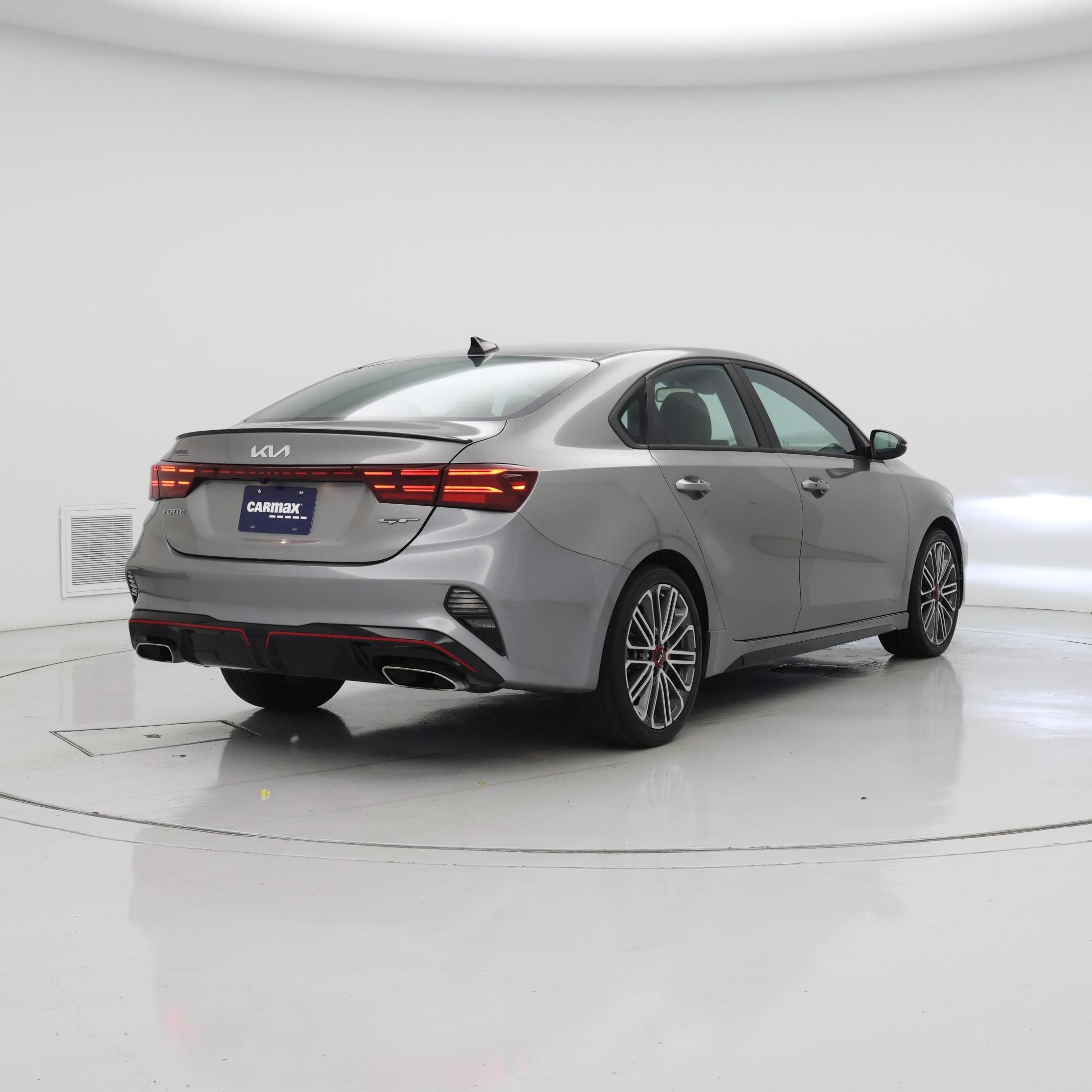 Thumbnail: 2023 Kia Forte - 8