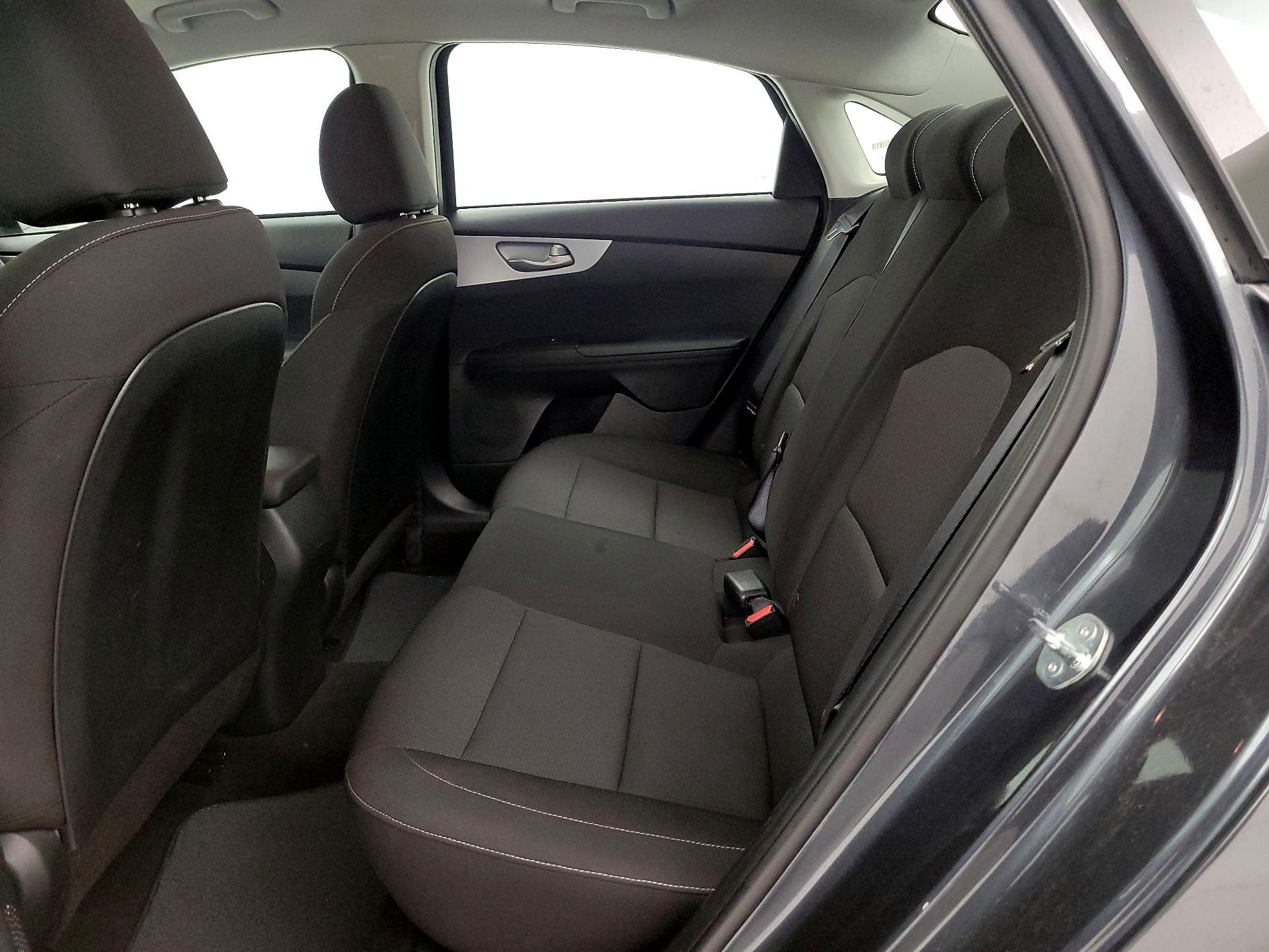 Thumbnail: 2024 Kia Forte - 19