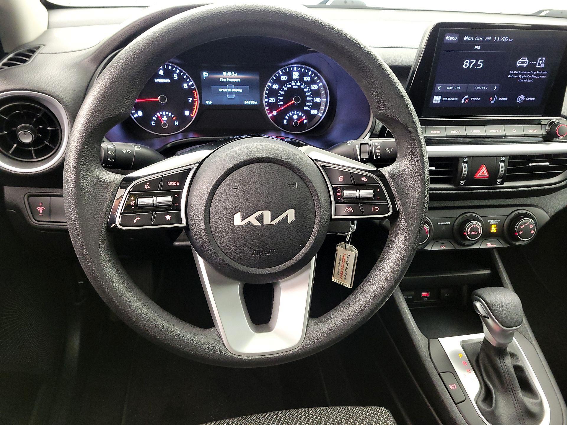 Thumbnail: 2024 Kia Forte - 10