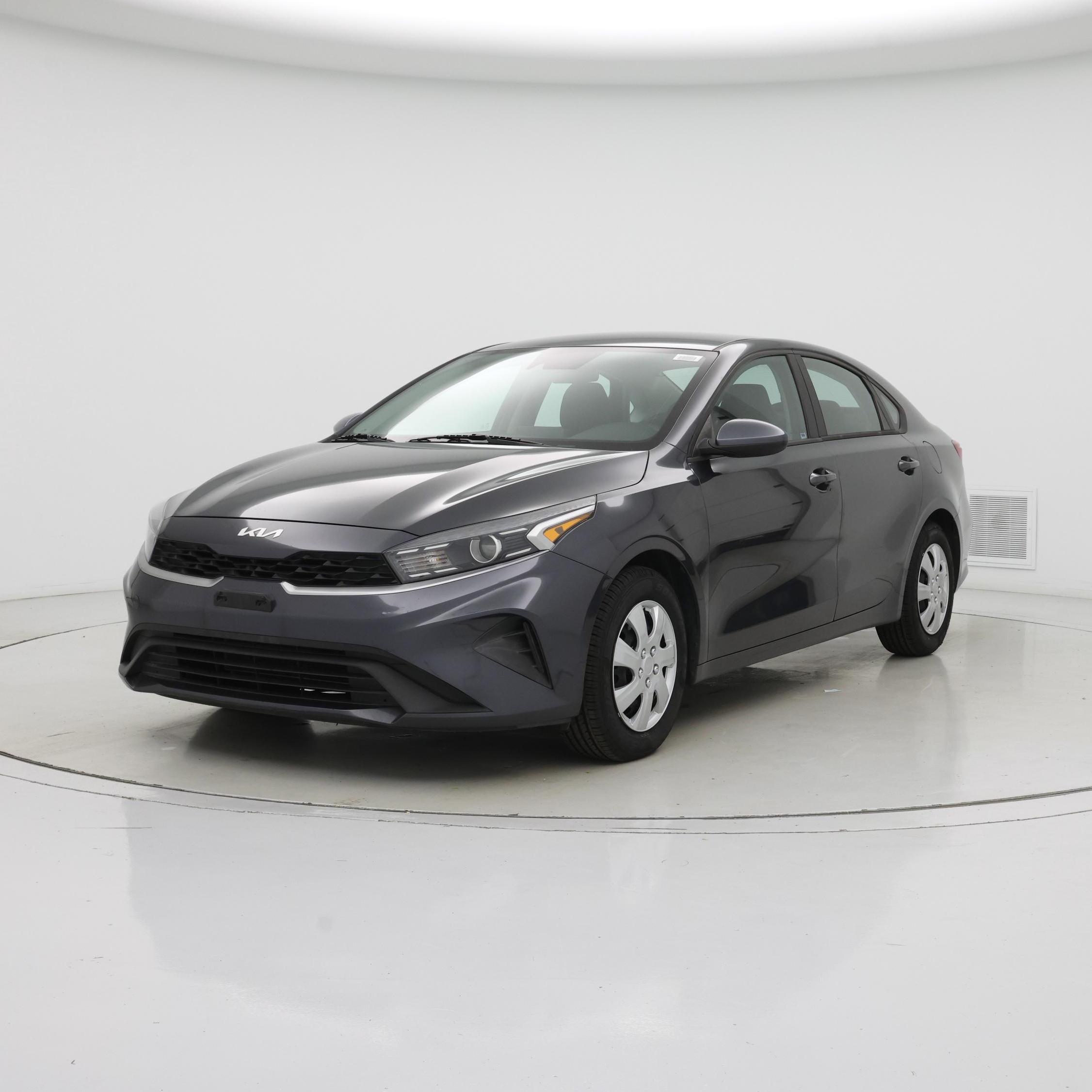 Thumbnail: 2022 Kia Forte - 4