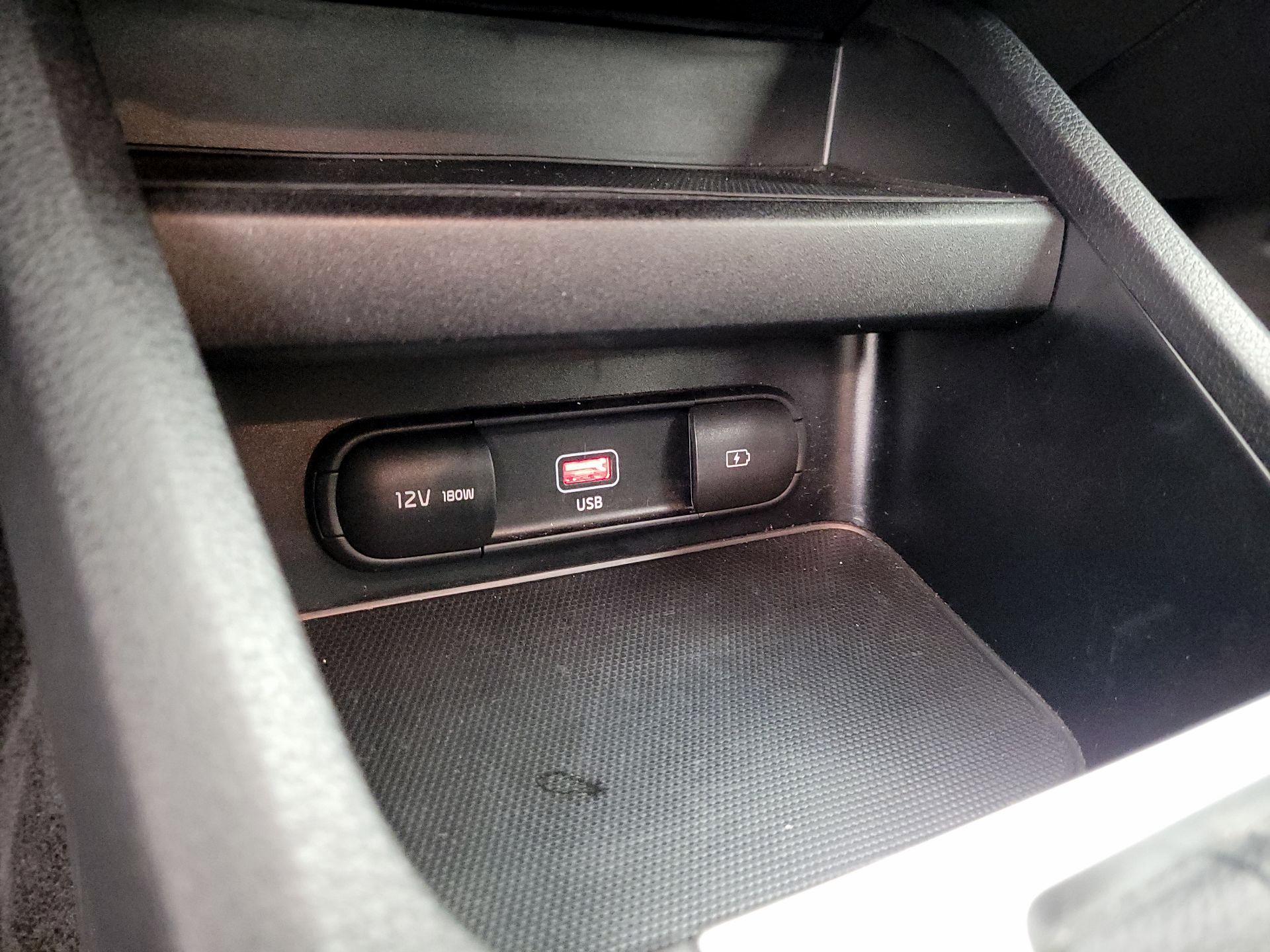 Thumbnail: 2024 Kia Forte - 18