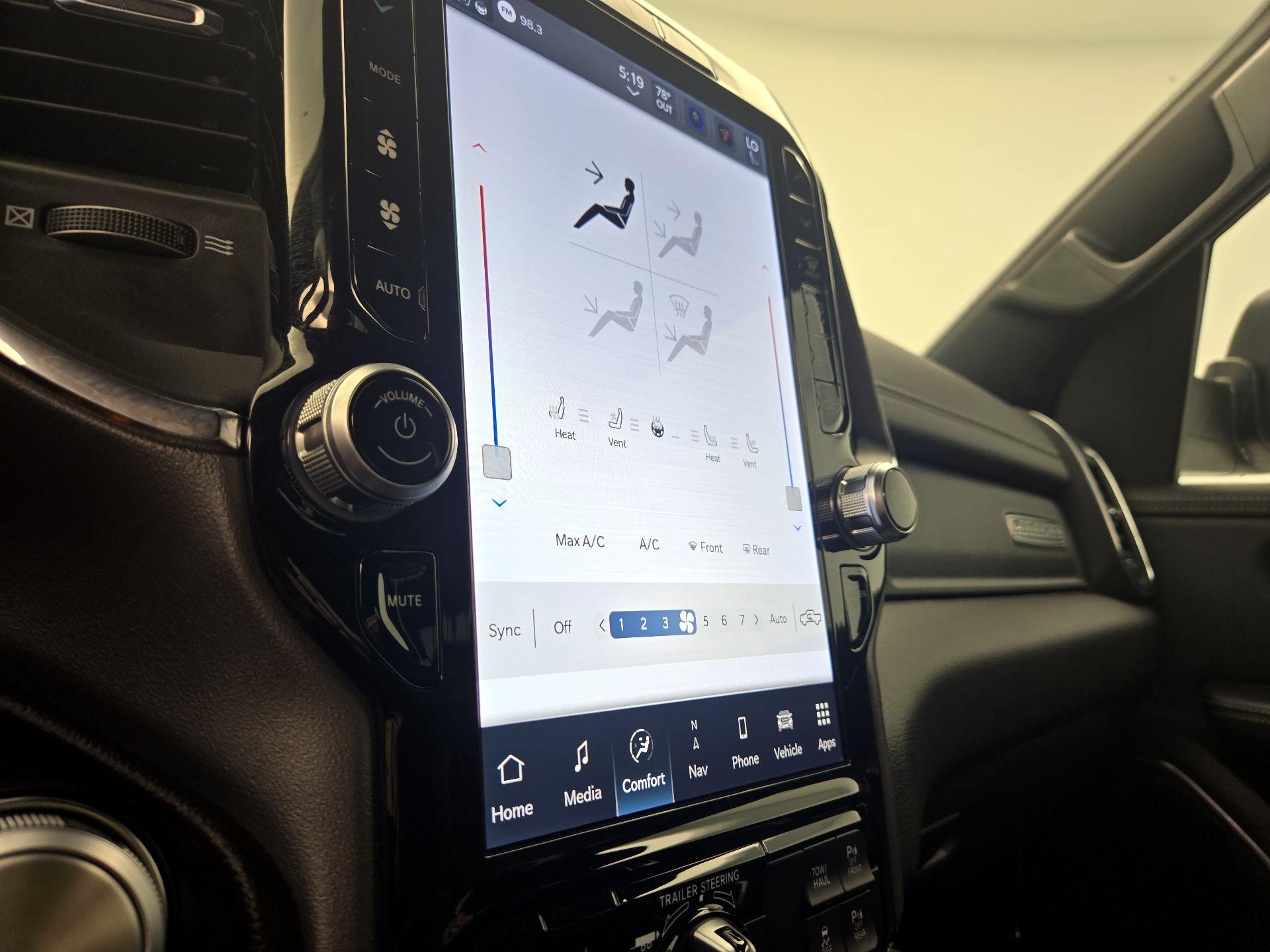 Thumbnail: 2024 RAM 1500 - 17