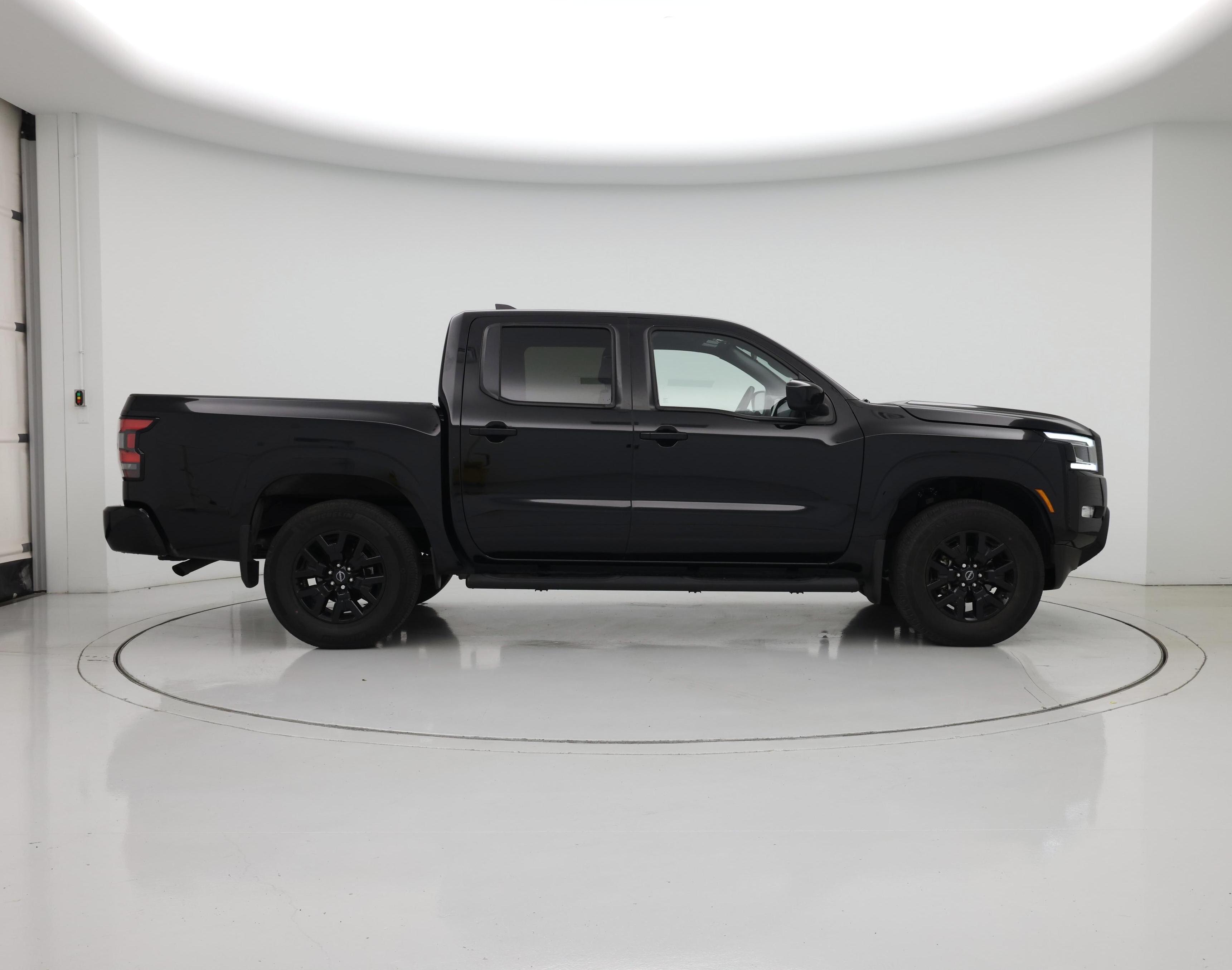 Thumbnail: 2023 Nissan Frontier - 7