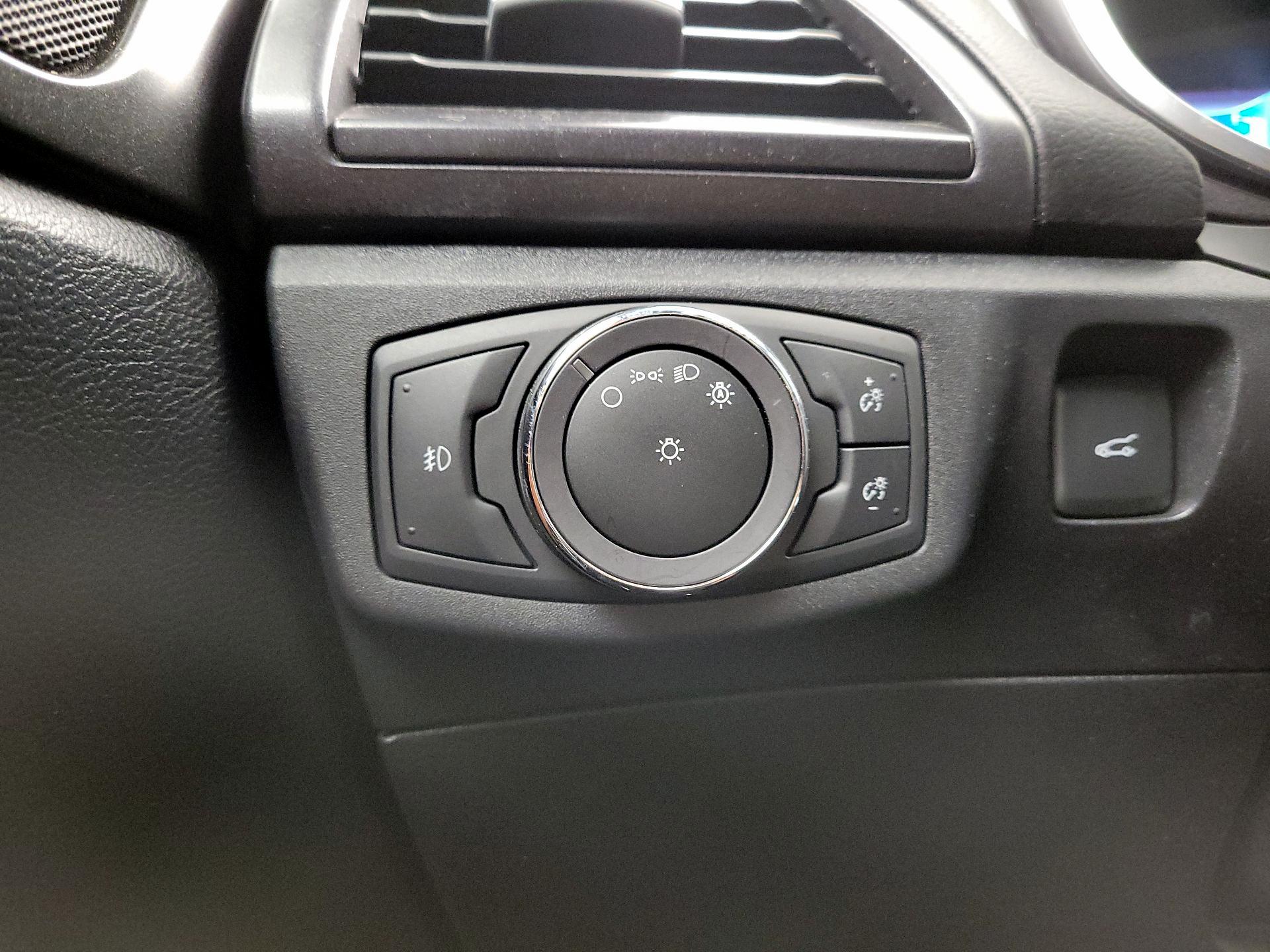 Thumbnail: 2020 Ford Fusion - 13