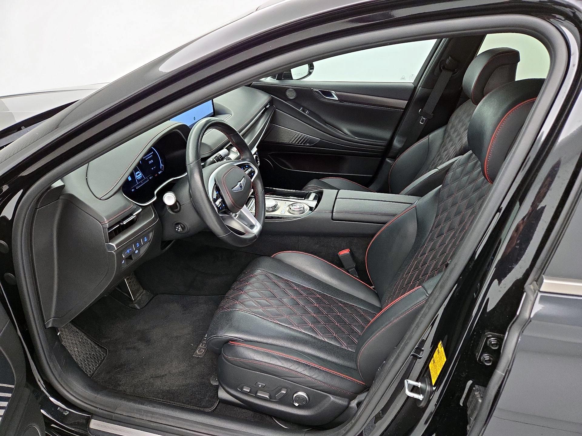 Thumbnail: 2023 Genesis G80 - 11