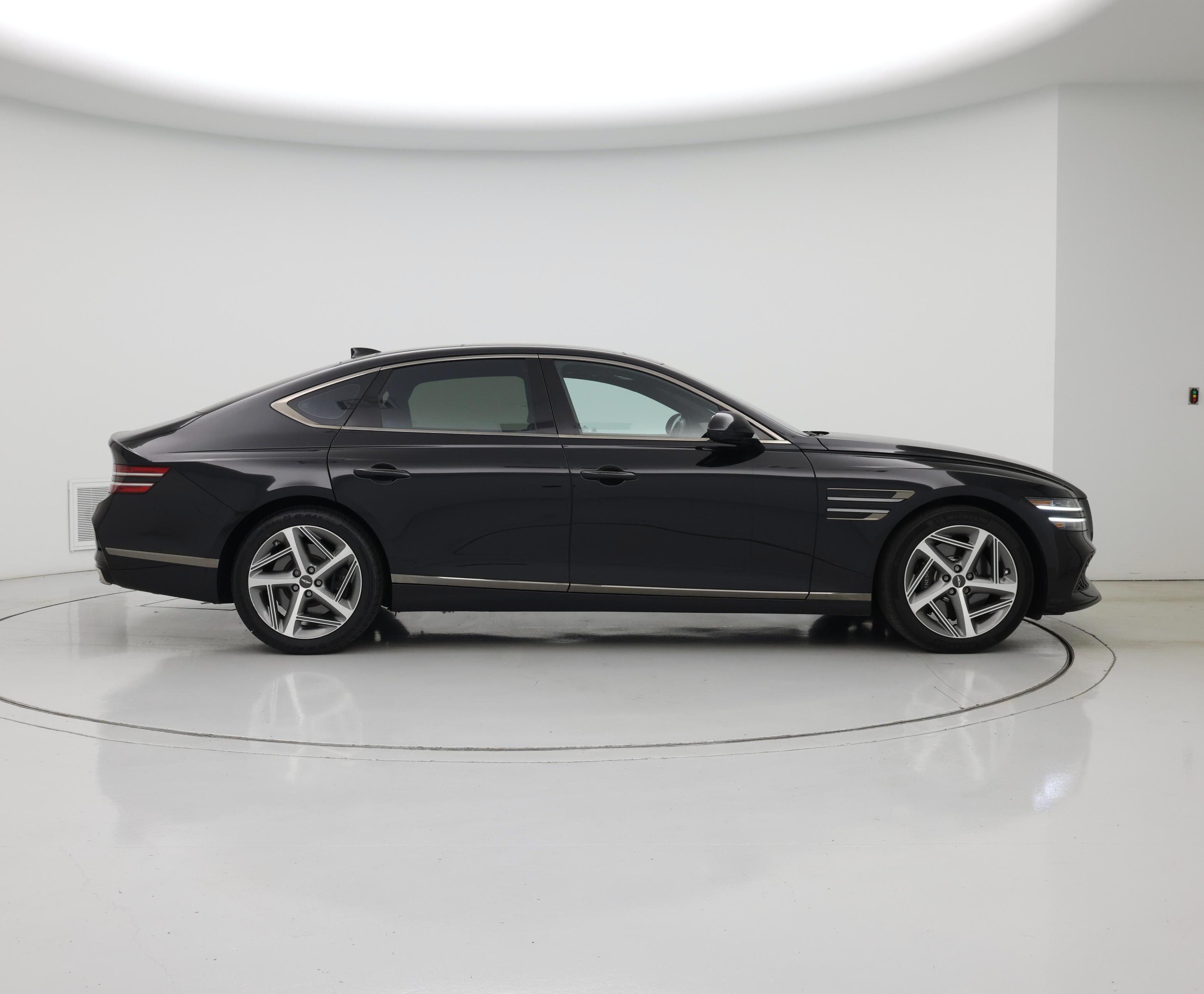 Thumbnail: 2023 Genesis G80 - 7