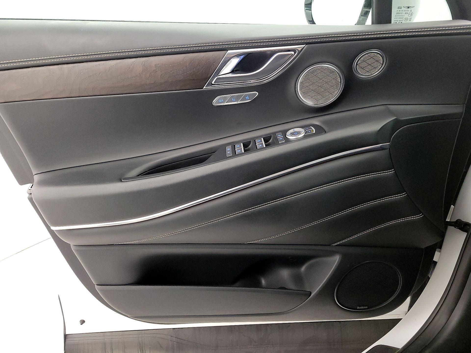 Thumbnail: 2024 Genesis GV80 - 12