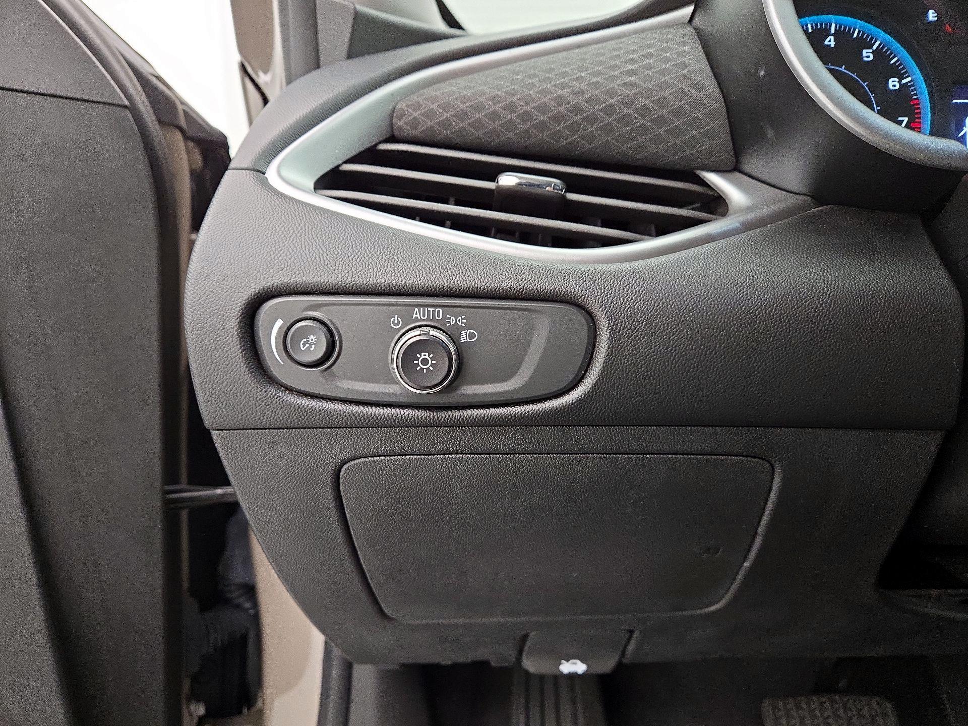 Thumbnail: 2023 Chevrolet Malibu - 13