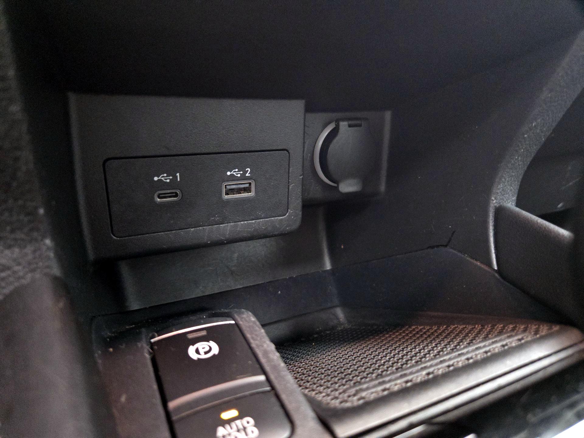 Thumbnail: 2022 Nissan Kicks - 18