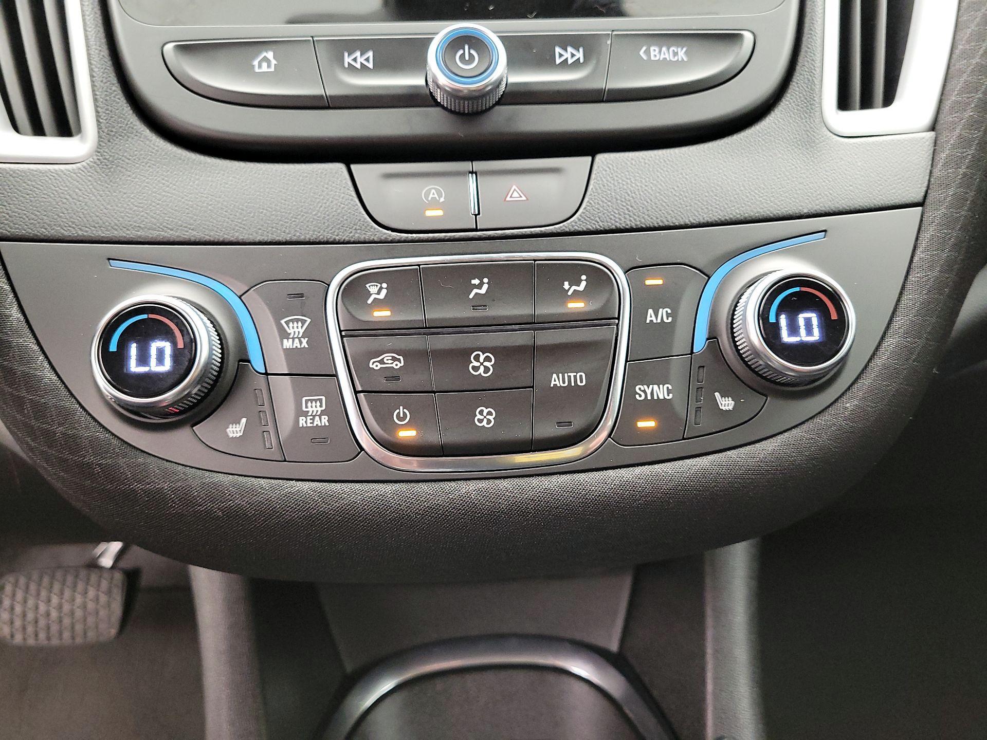 Thumbnail: 2023 Chevrolet Malibu - 16