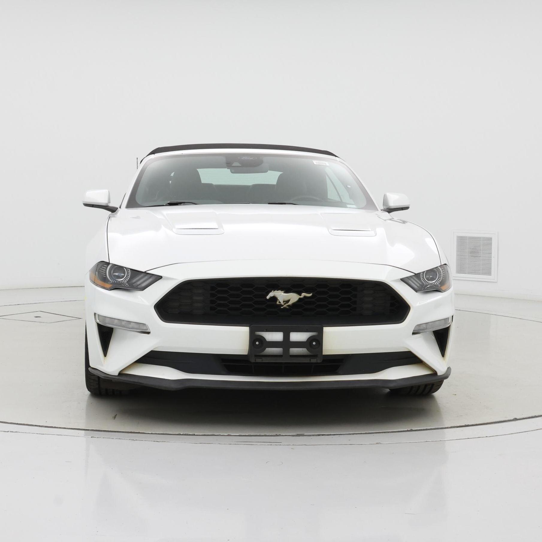 Thumbnail: 2022 Ford Mustang - 5