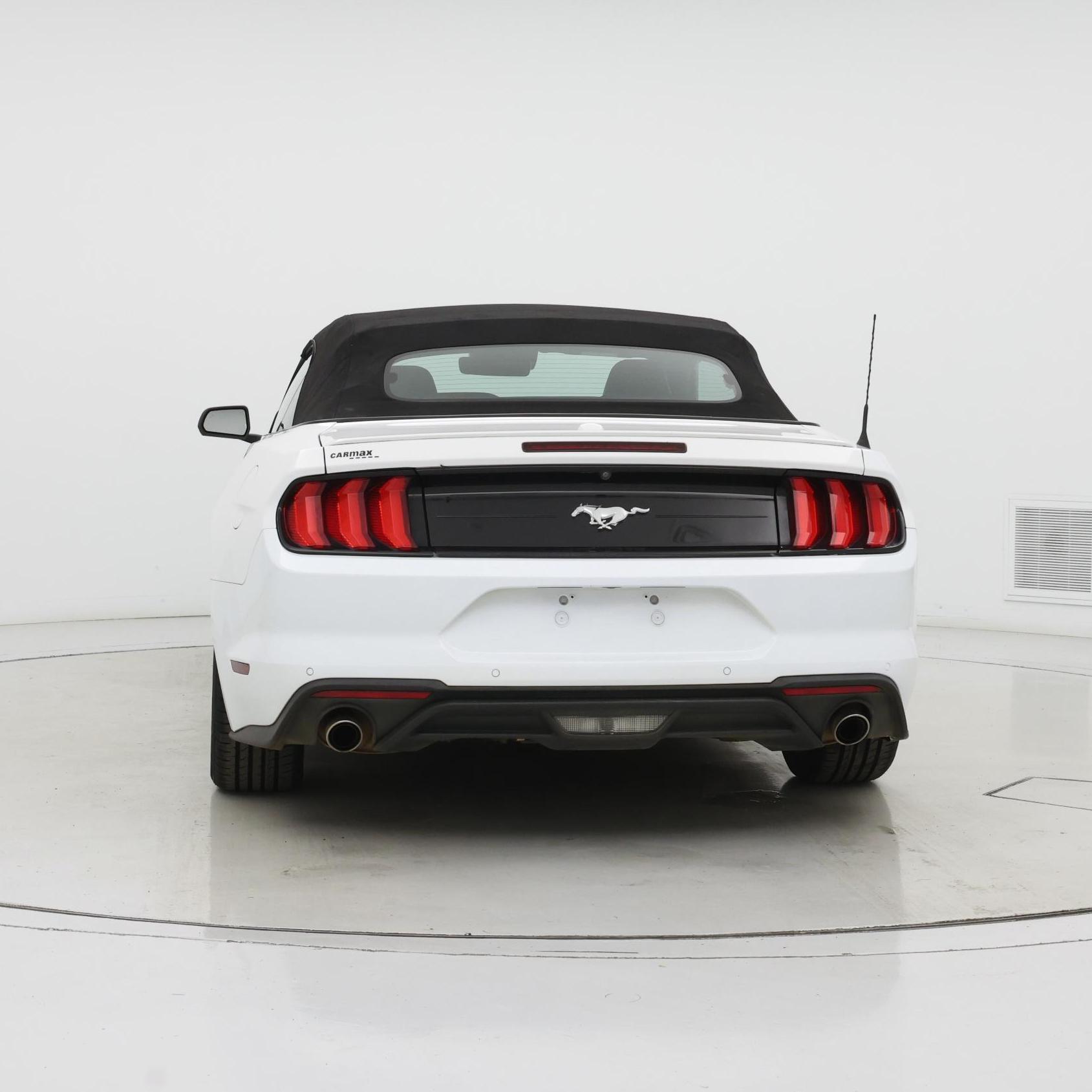 Thumbnail: 2022 Ford Mustang - 6