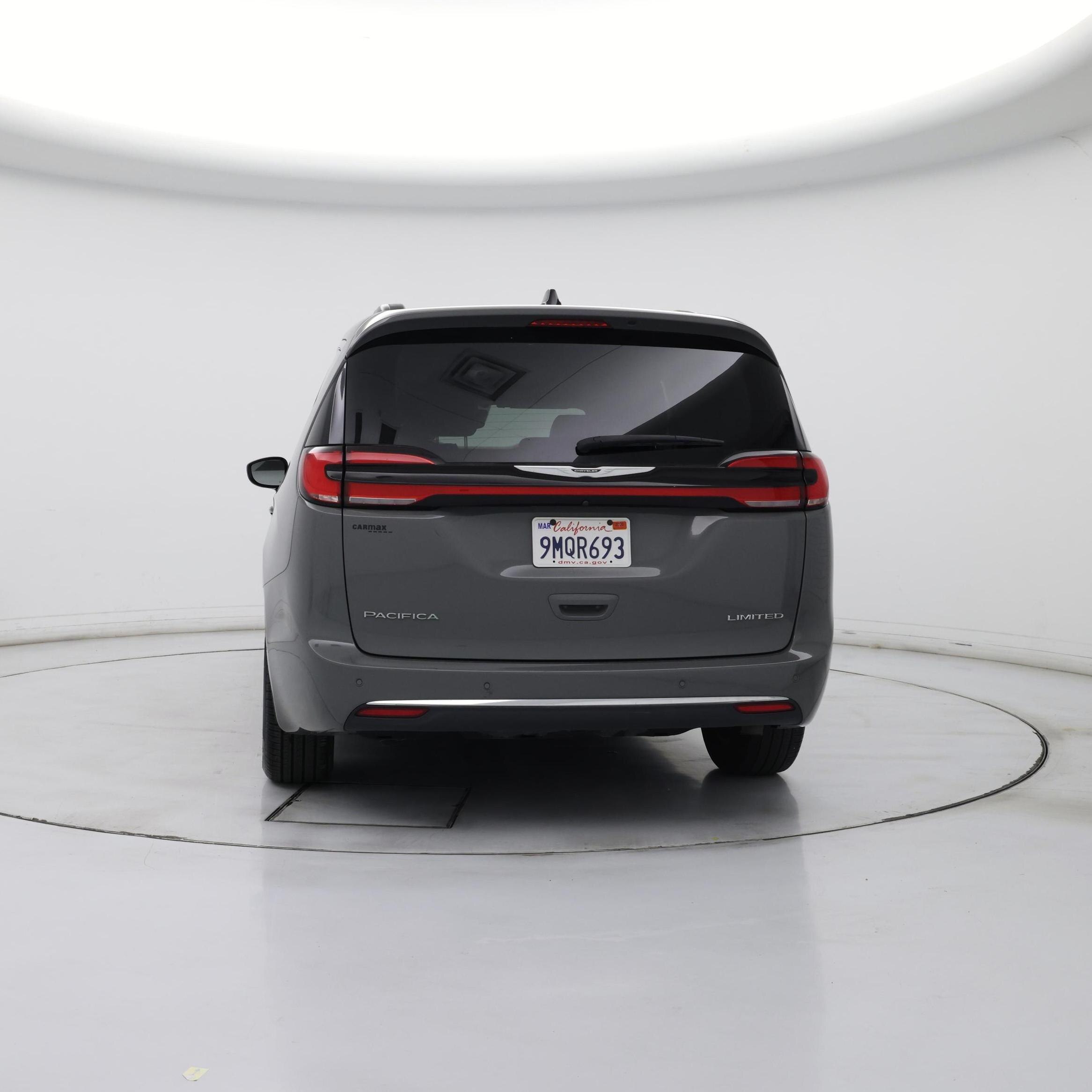 Thumbnail: 2023 Chrysler Pacifica - 6