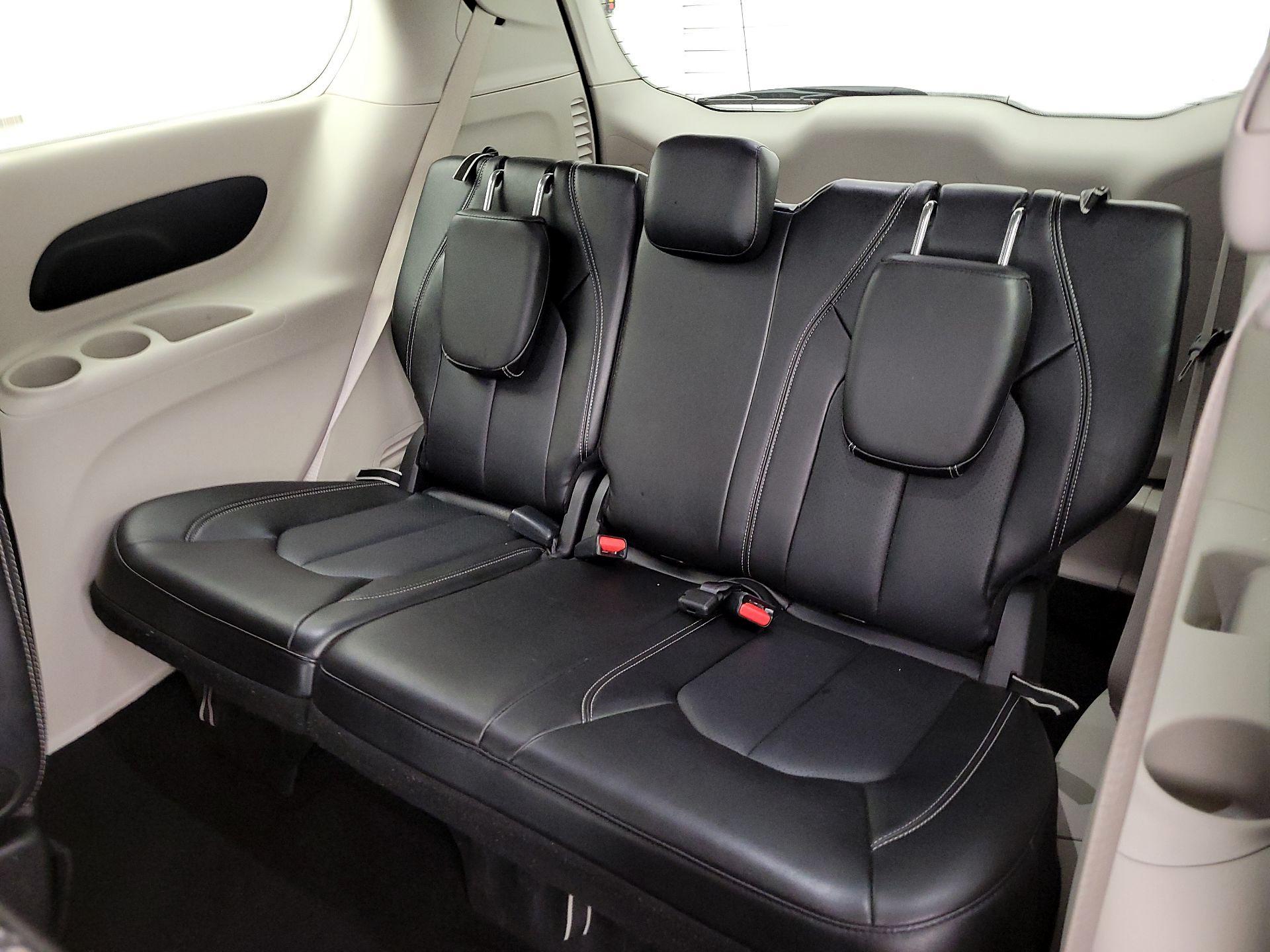 Thumbnail: 2024 Chrysler Pacifica - 20