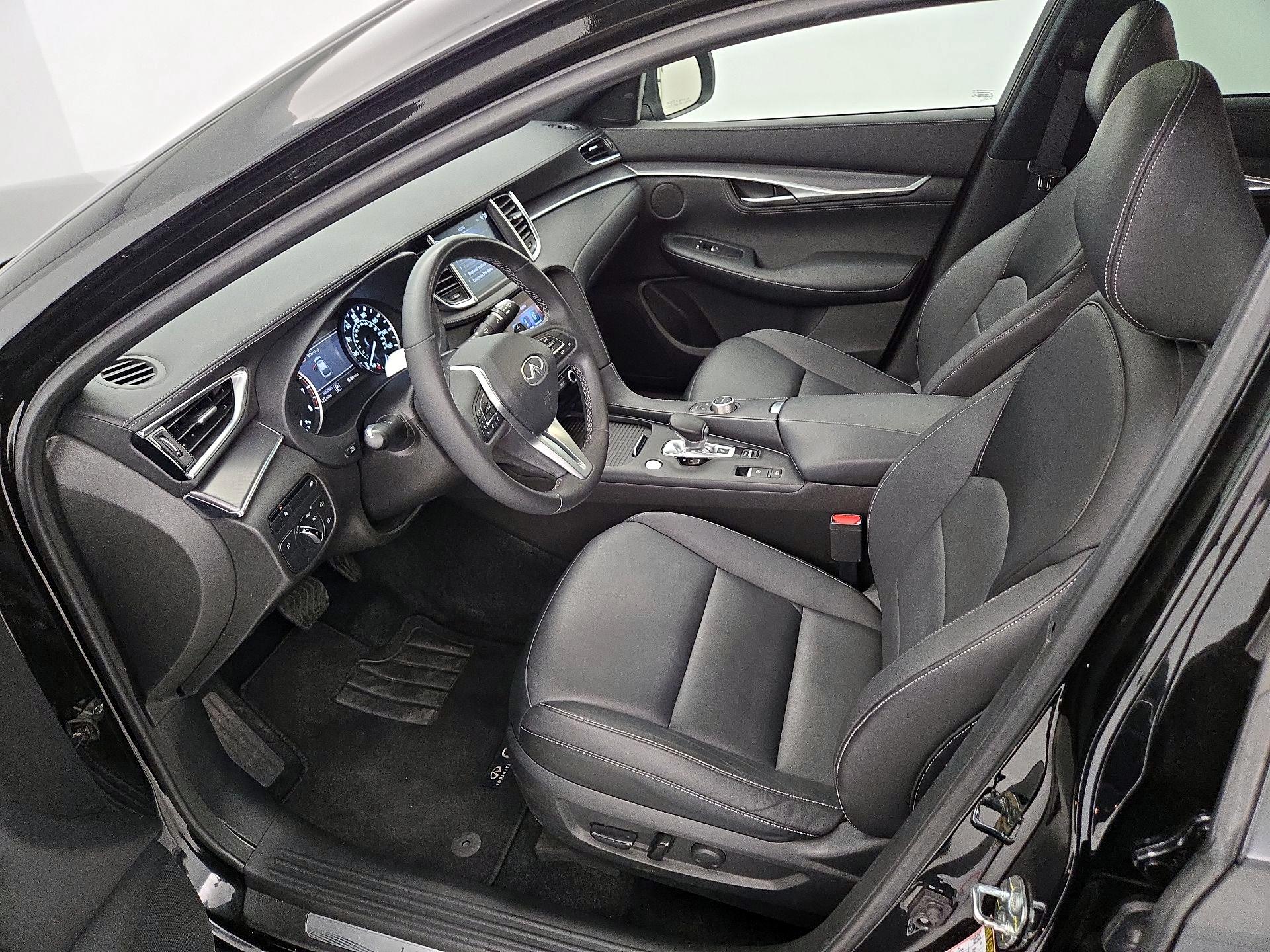 Thumbnail: 2022 INFINITI QX55 - 11