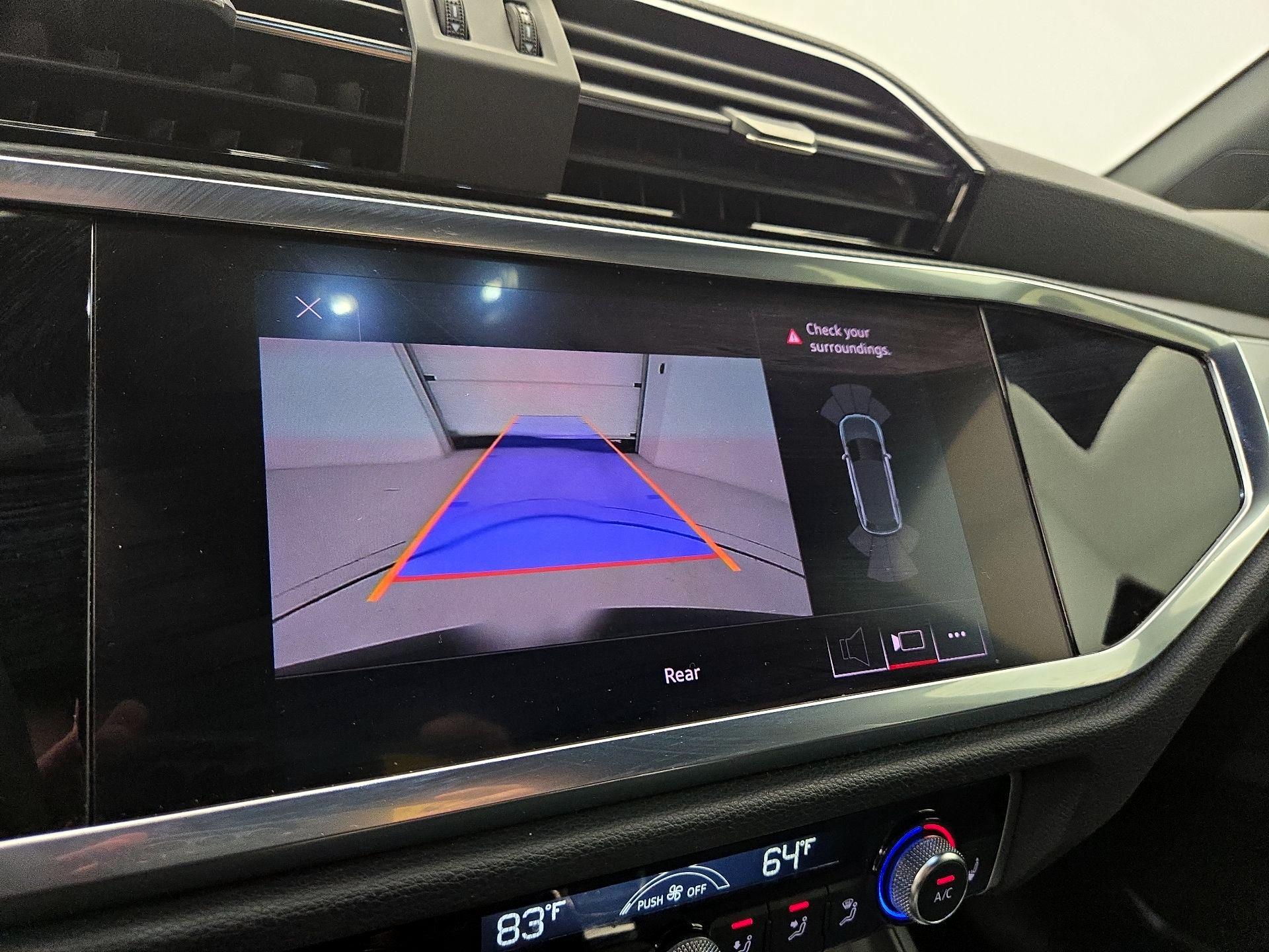 Thumbnail: 2020 Audi Q3 - 14