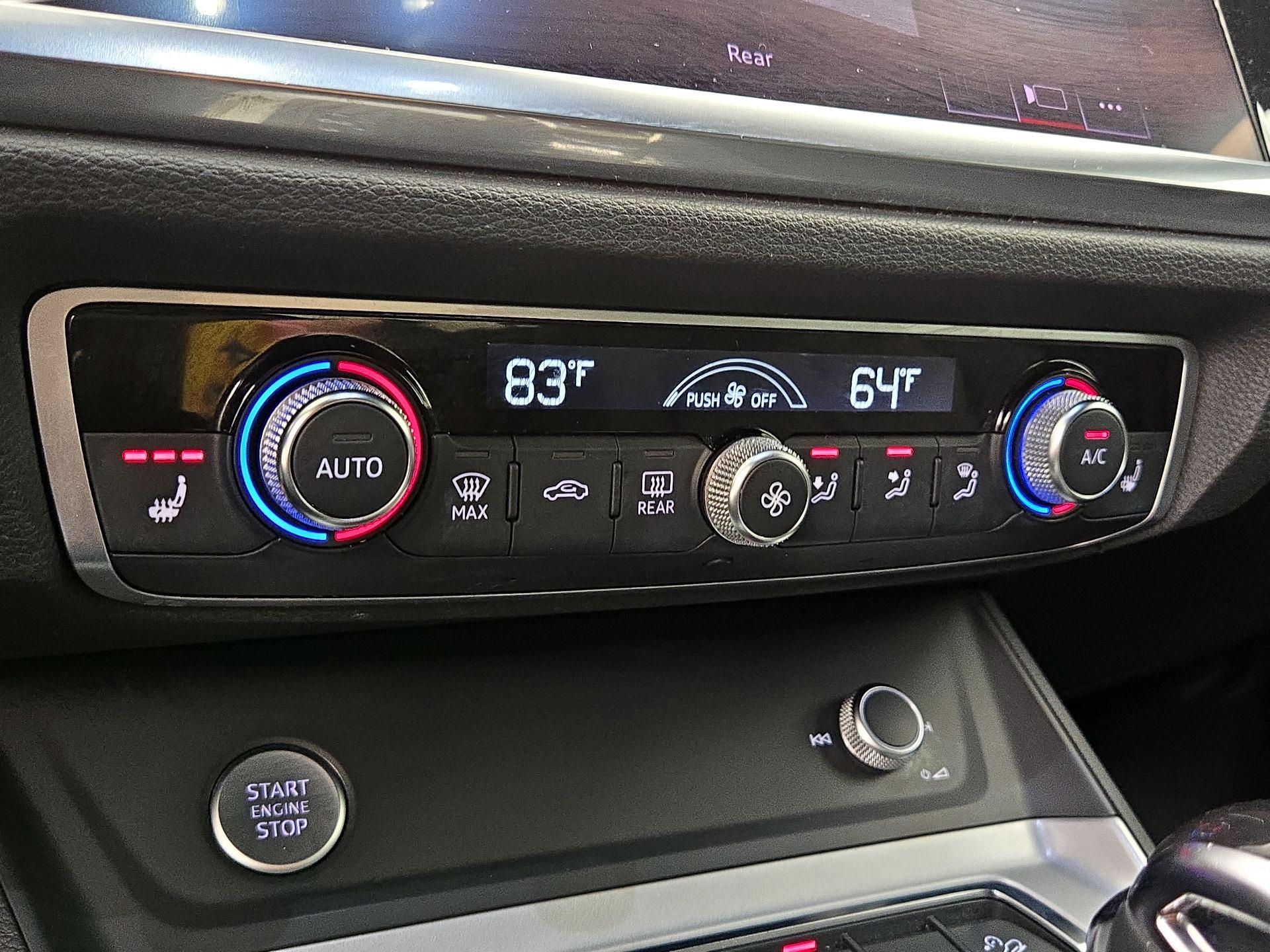 Thumbnail: 2020 Audi Q3 - 16