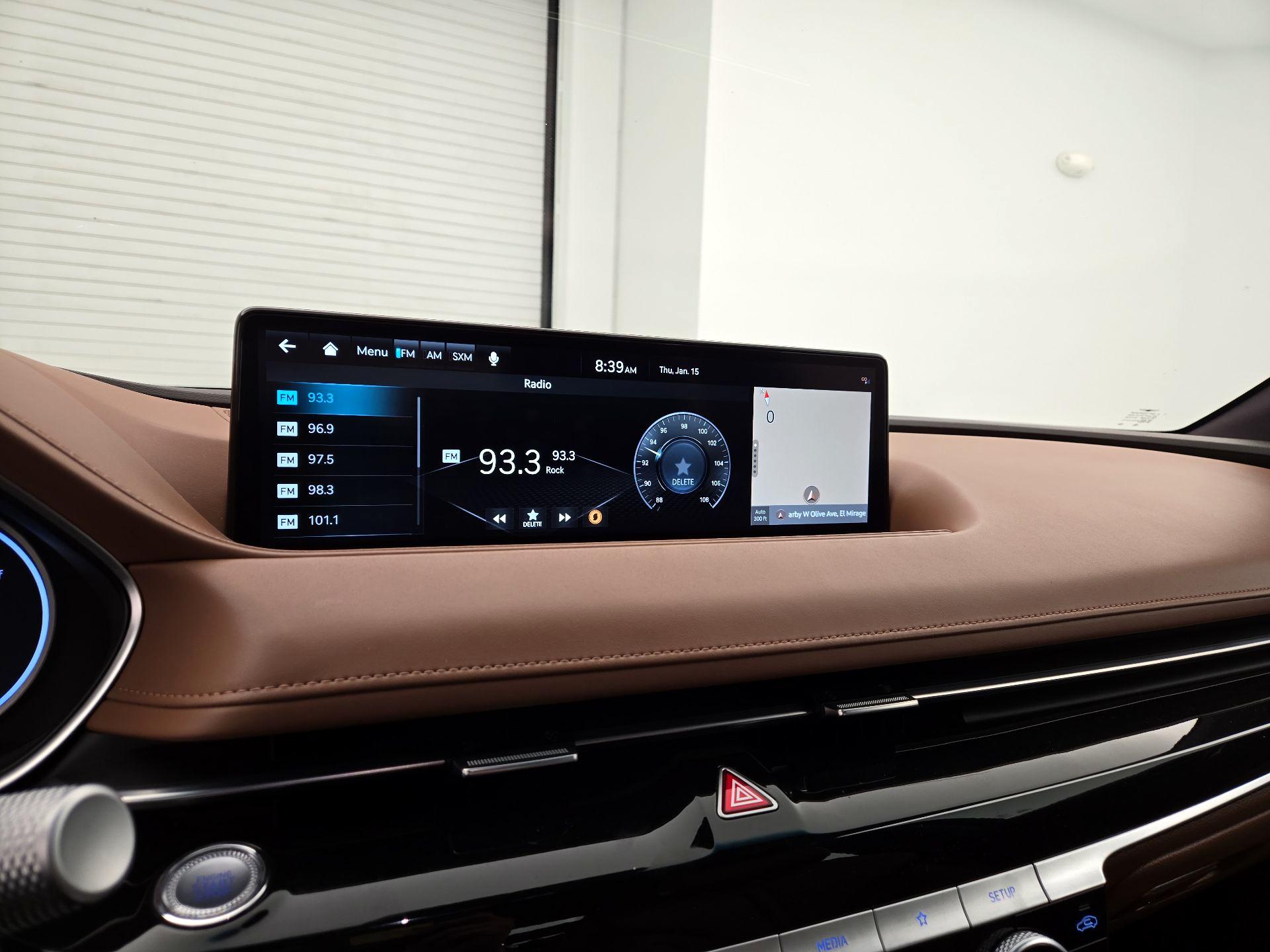 Thumbnail: 2023 Genesis G80 - 16