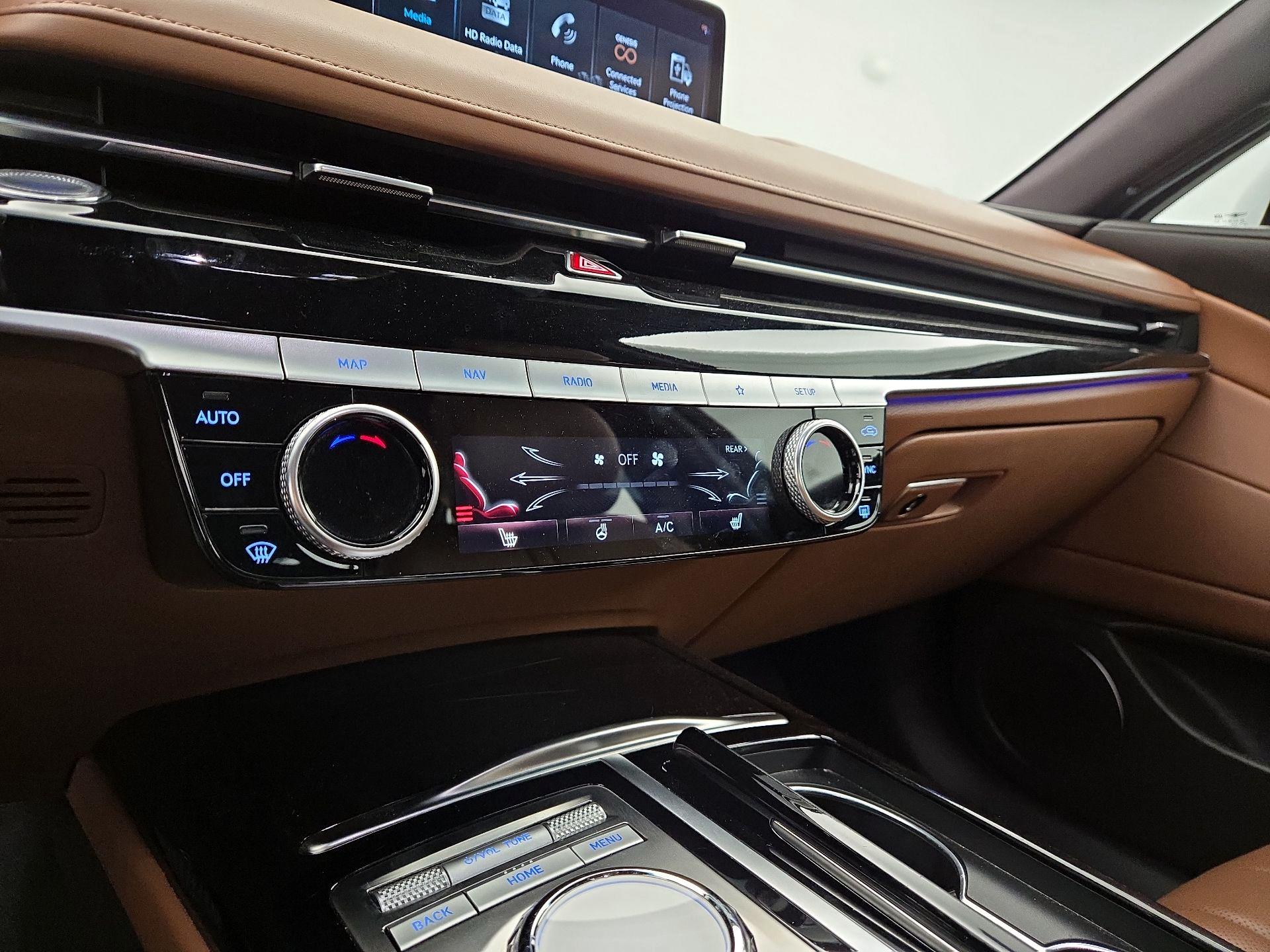 Thumbnail: 2023 Genesis G80 - 17