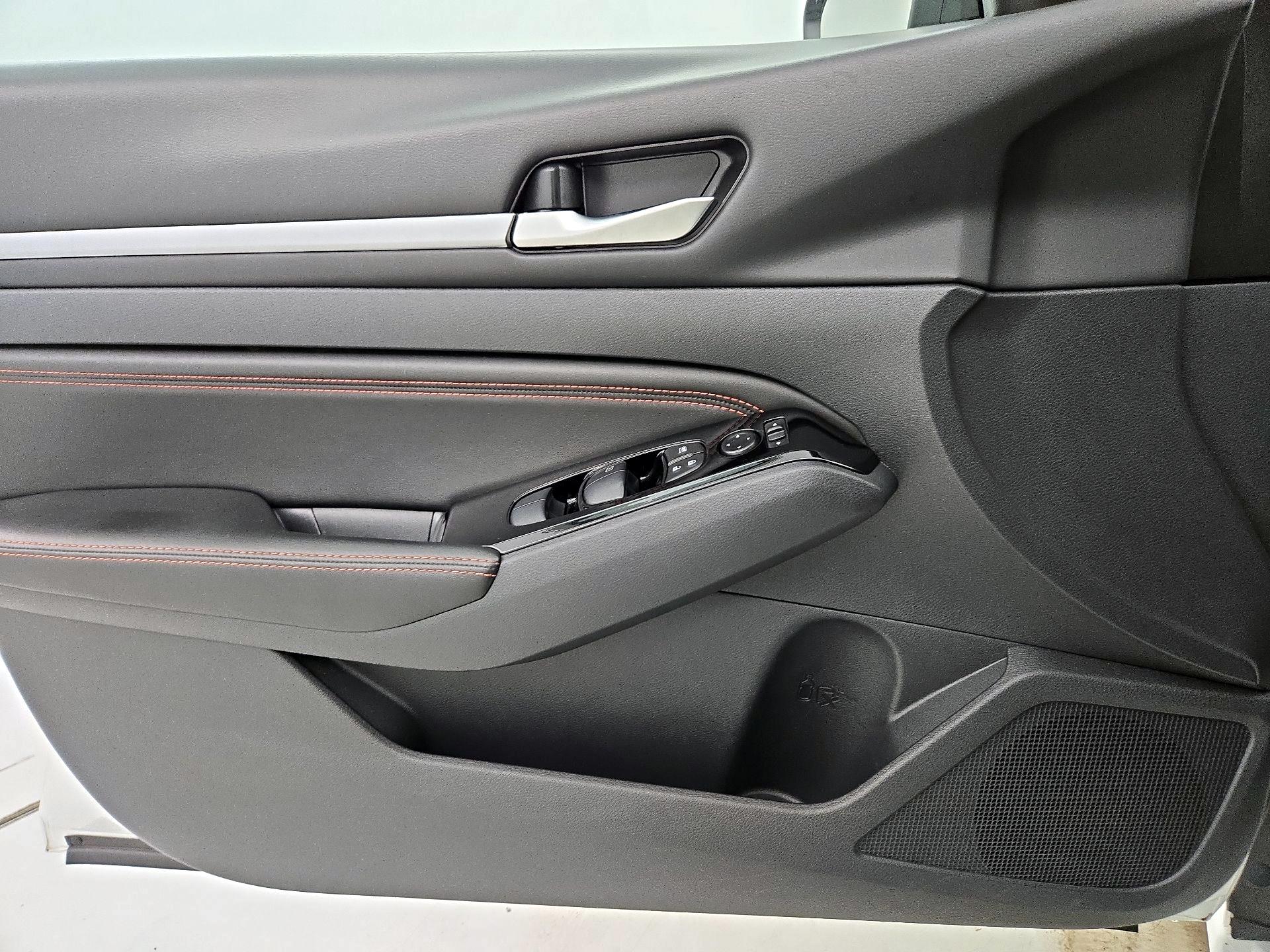 Thumbnail: 2023 Nissan Altima - 12