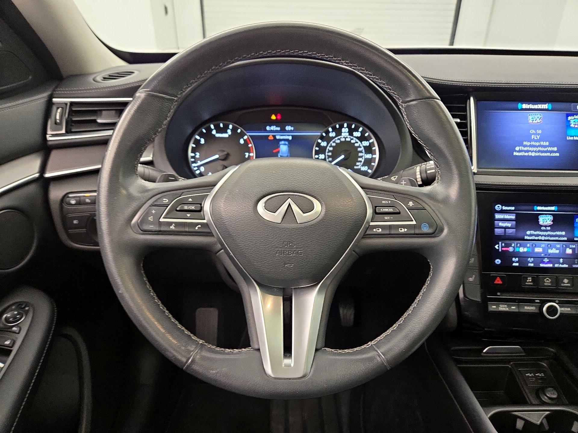 Thumbnail: 2022 INFINITI QX50 - 10