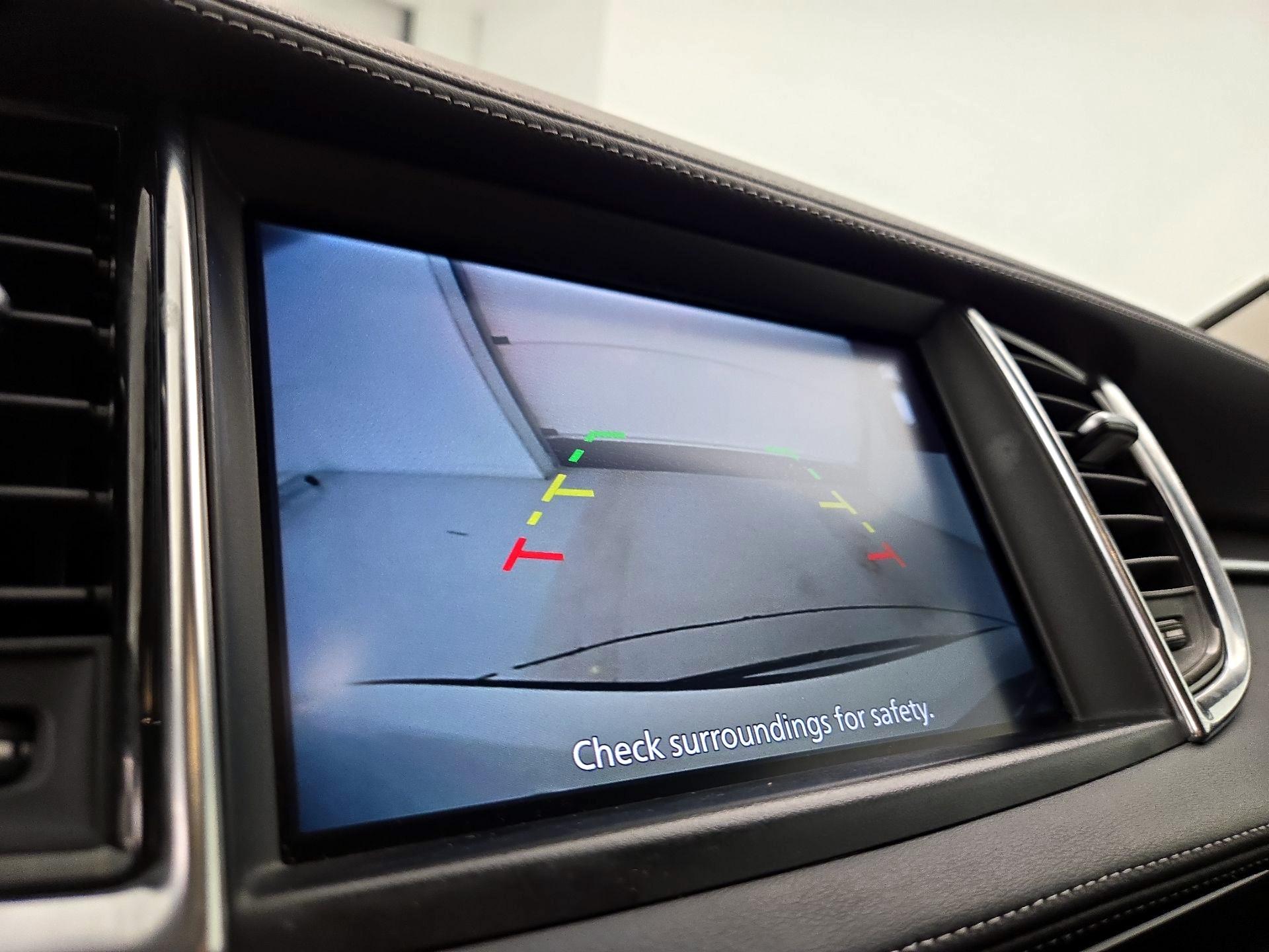 Thumbnail: 2022 INFINITI QX50 - 14