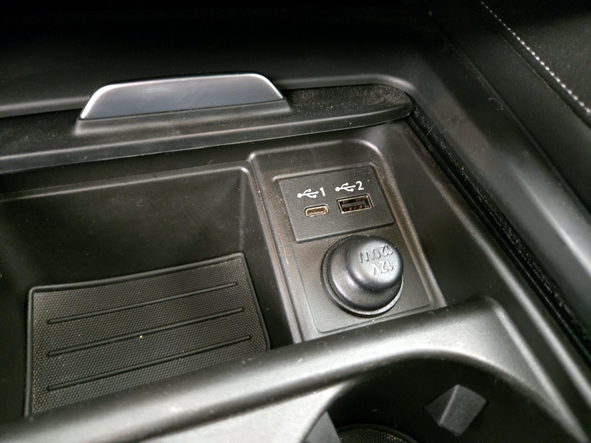 Thumbnail: 2022 INFINITI QX50 - 18