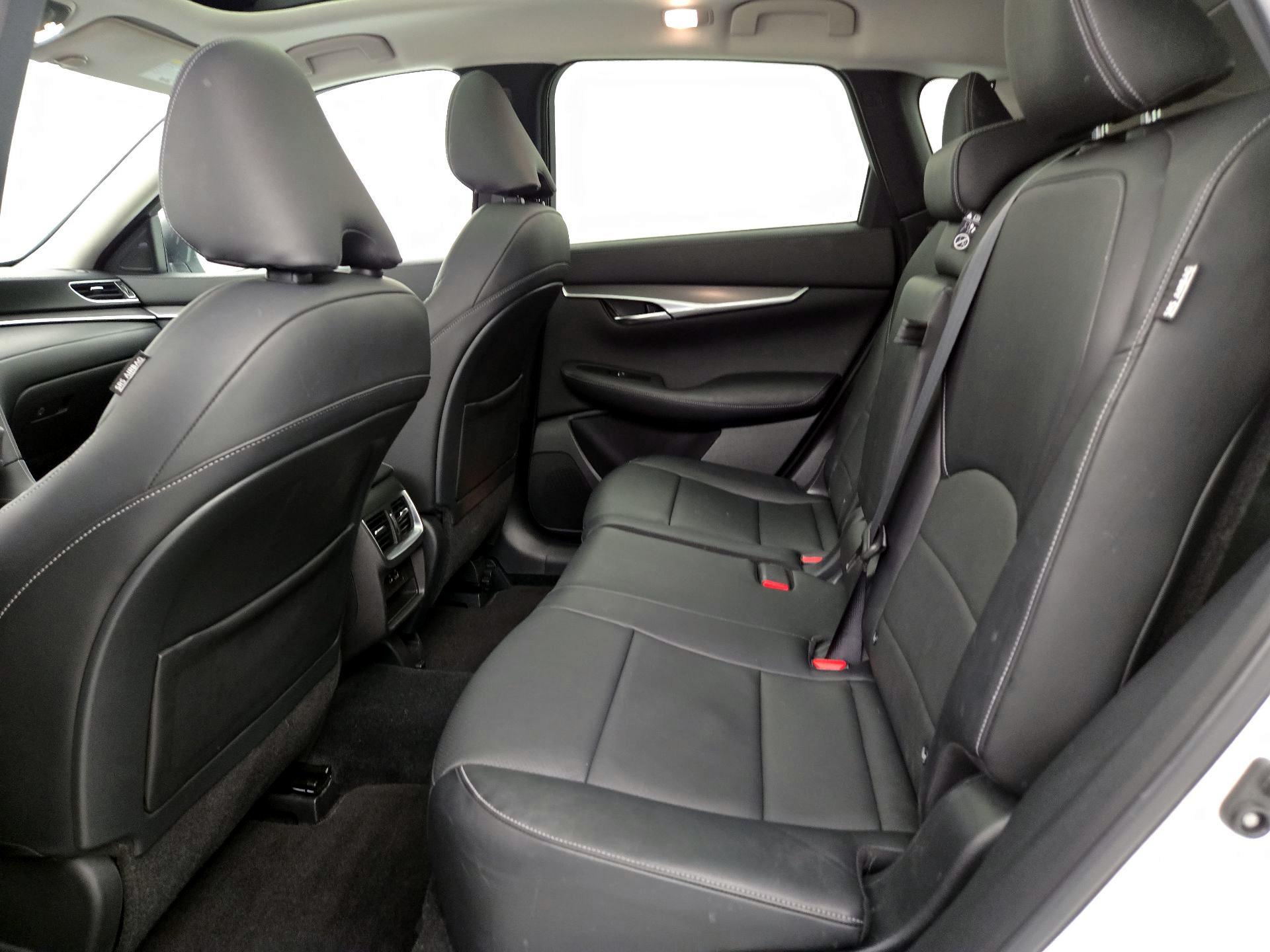 Thumbnail: 2022 INFINITI QX50 - 20