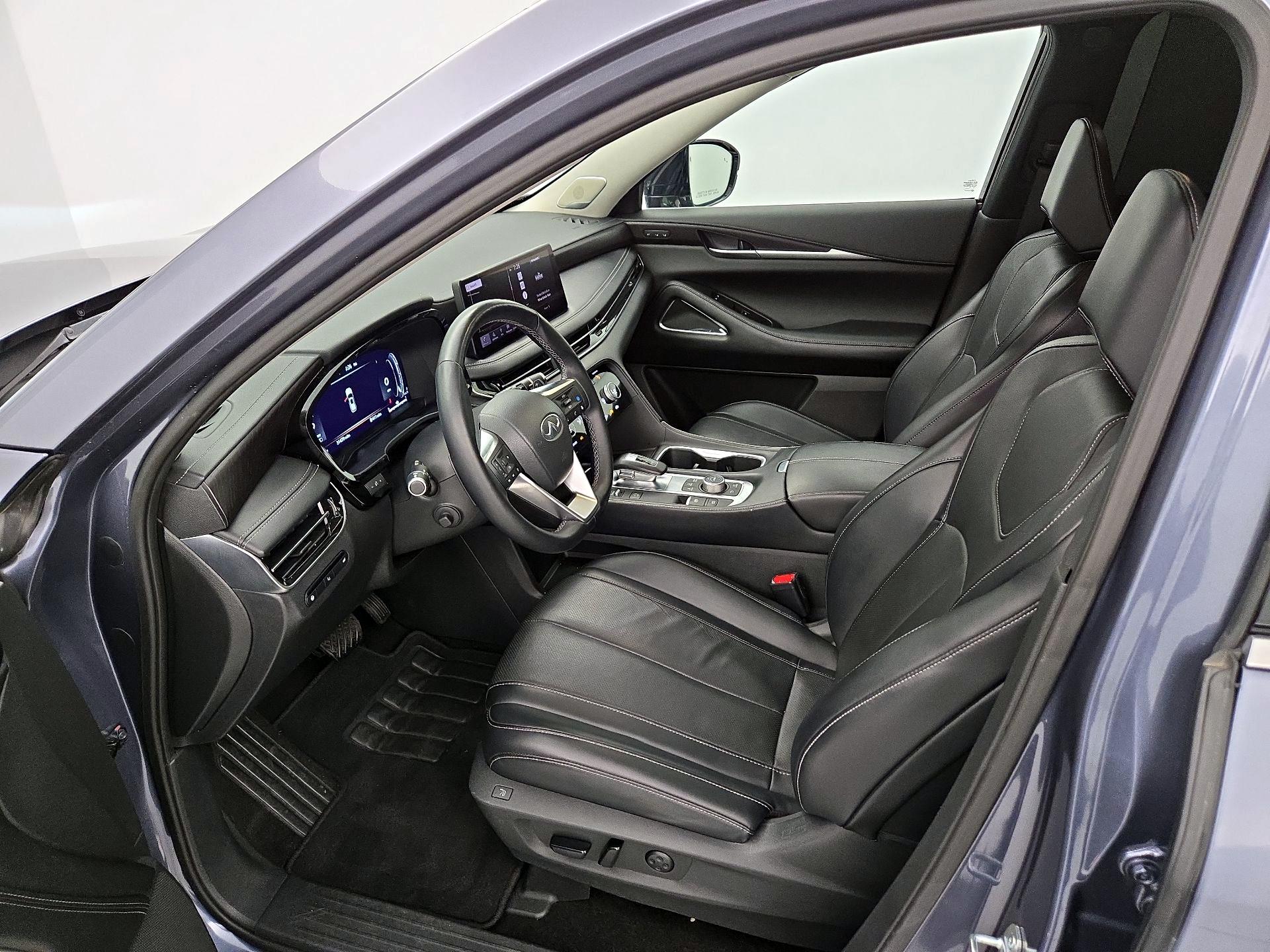 Thumbnail: 2023 INFINITI QX60 - 11